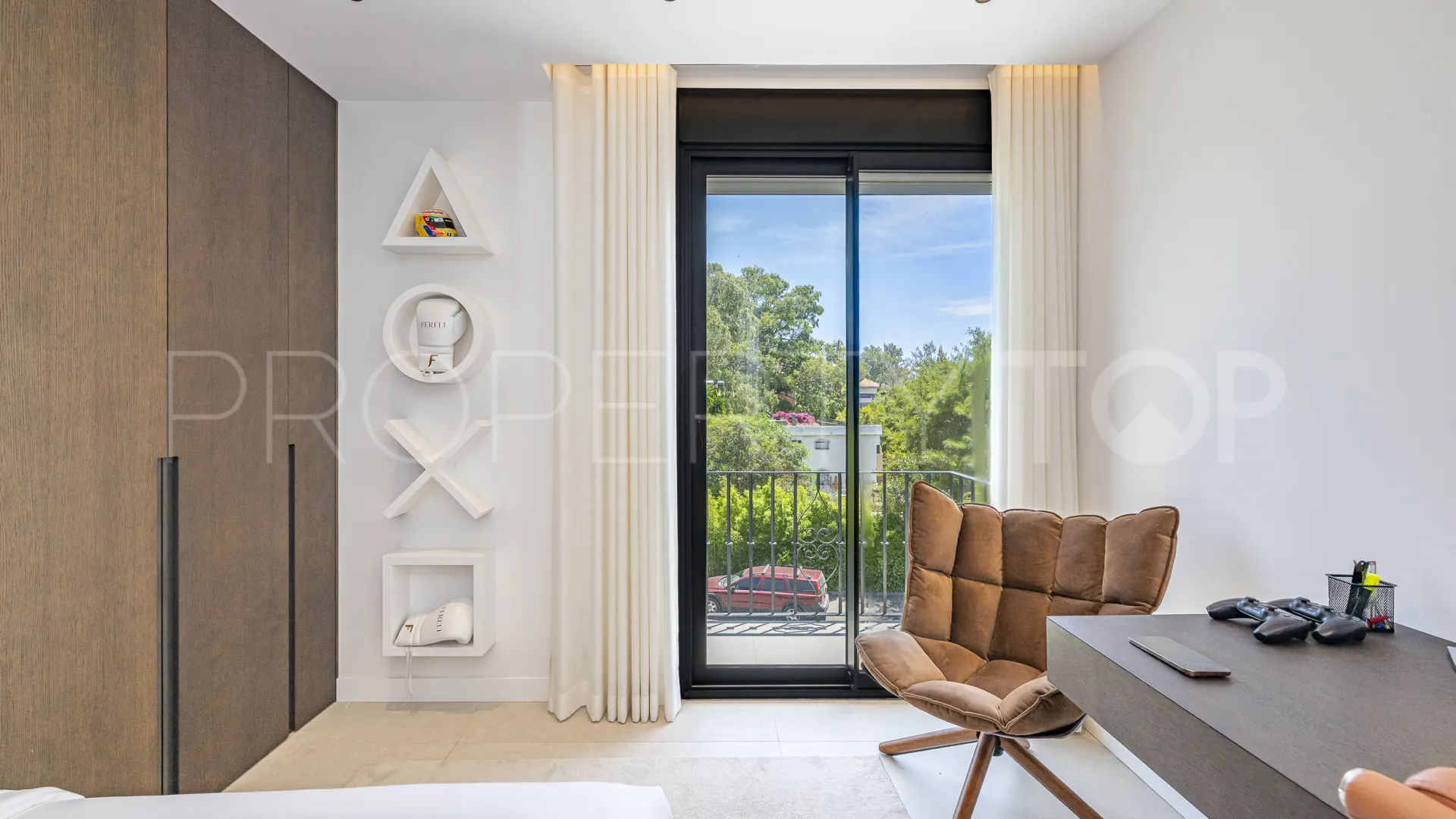 Duplex penthouse for sale in Marbella - Puerto Banus