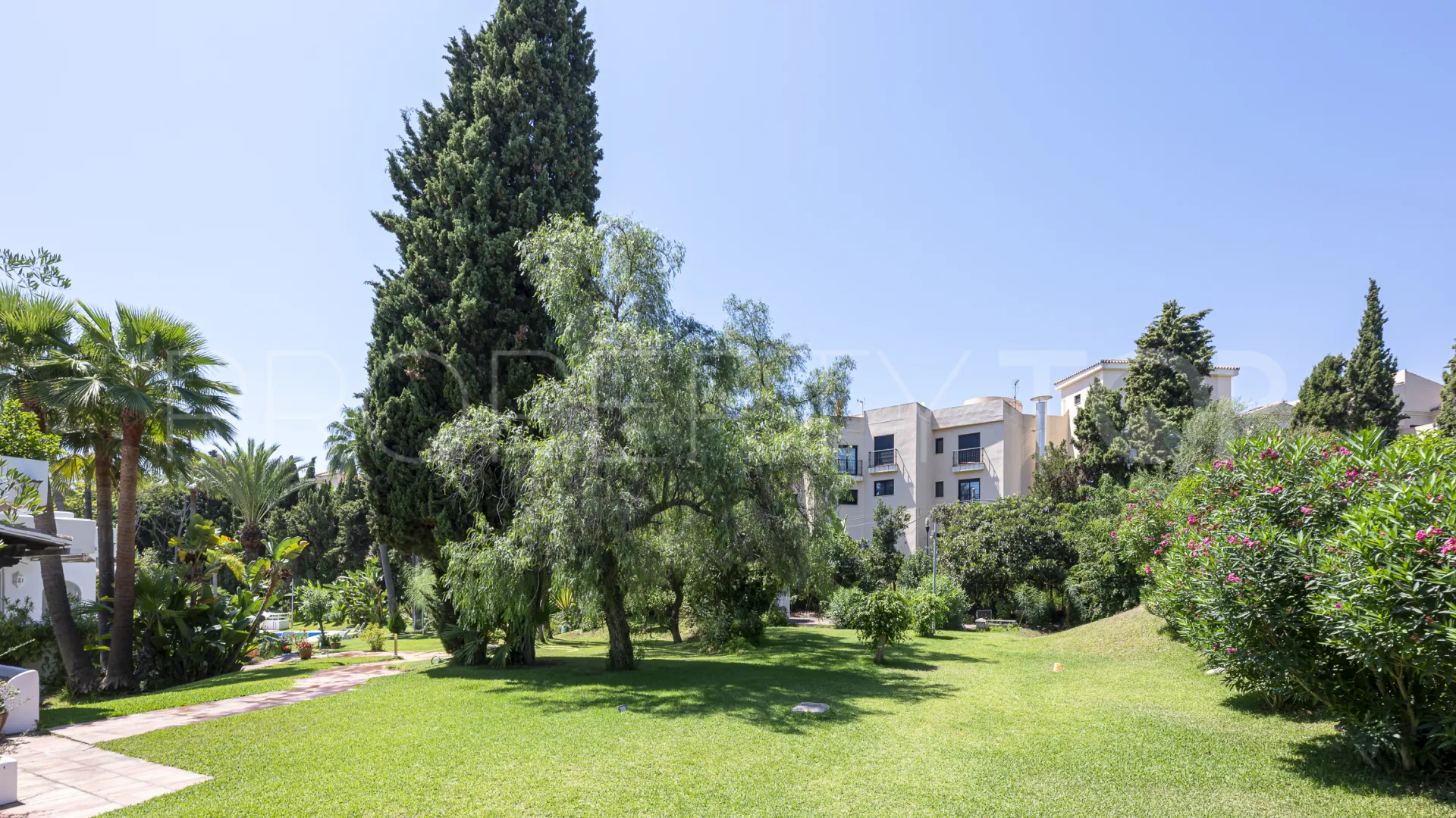 Duplex penthouse for sale in Marbella - Puerto Banus