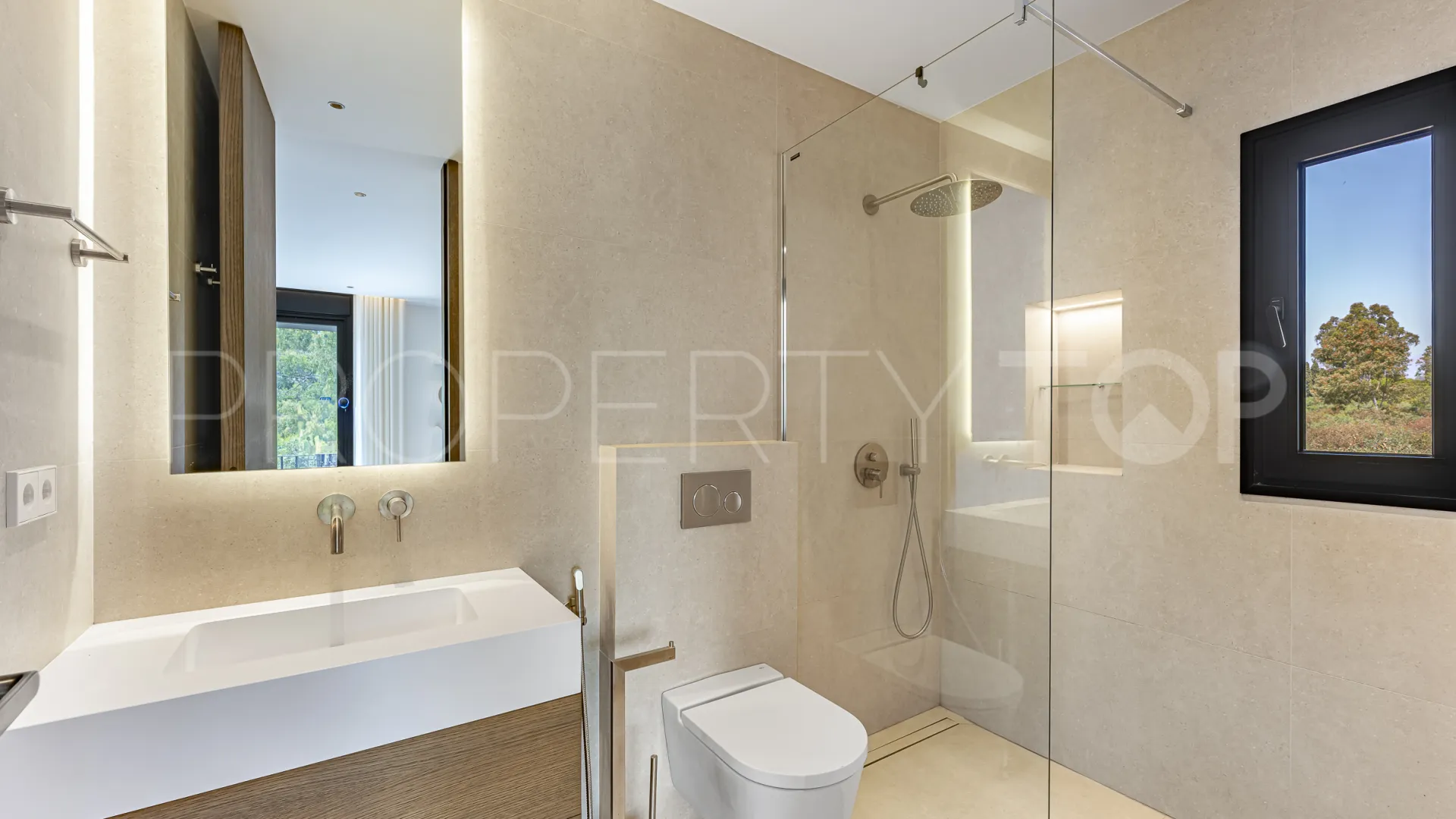 Duplex penthouse for sale in Marbella - Puerto Banus