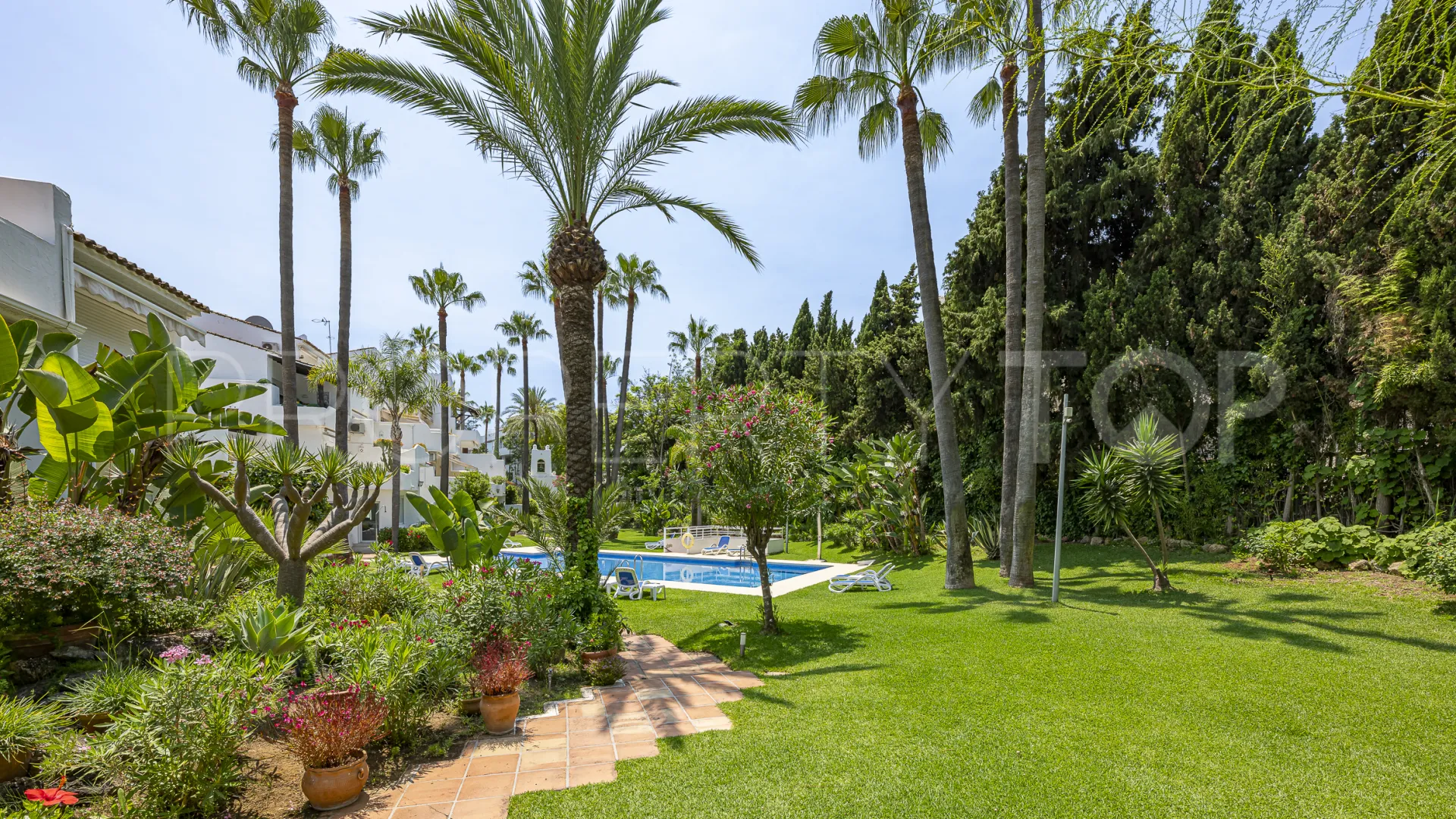 Duplex penthouse for sale in Marbella - Puerto Banus