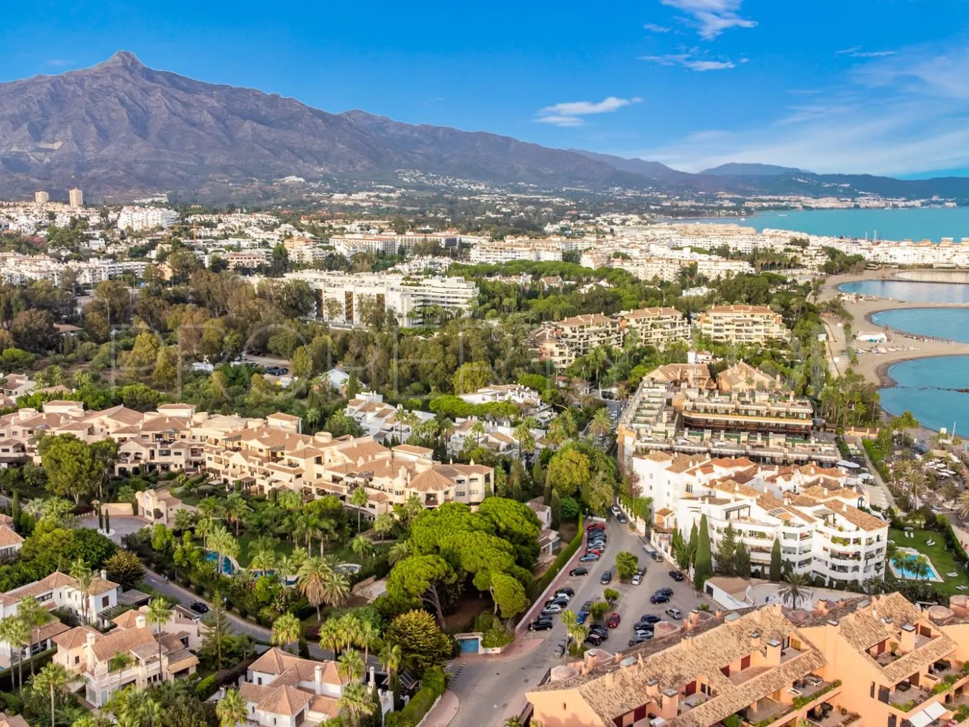 Duplex penthouse for sale in Marbella - Puerto Banus