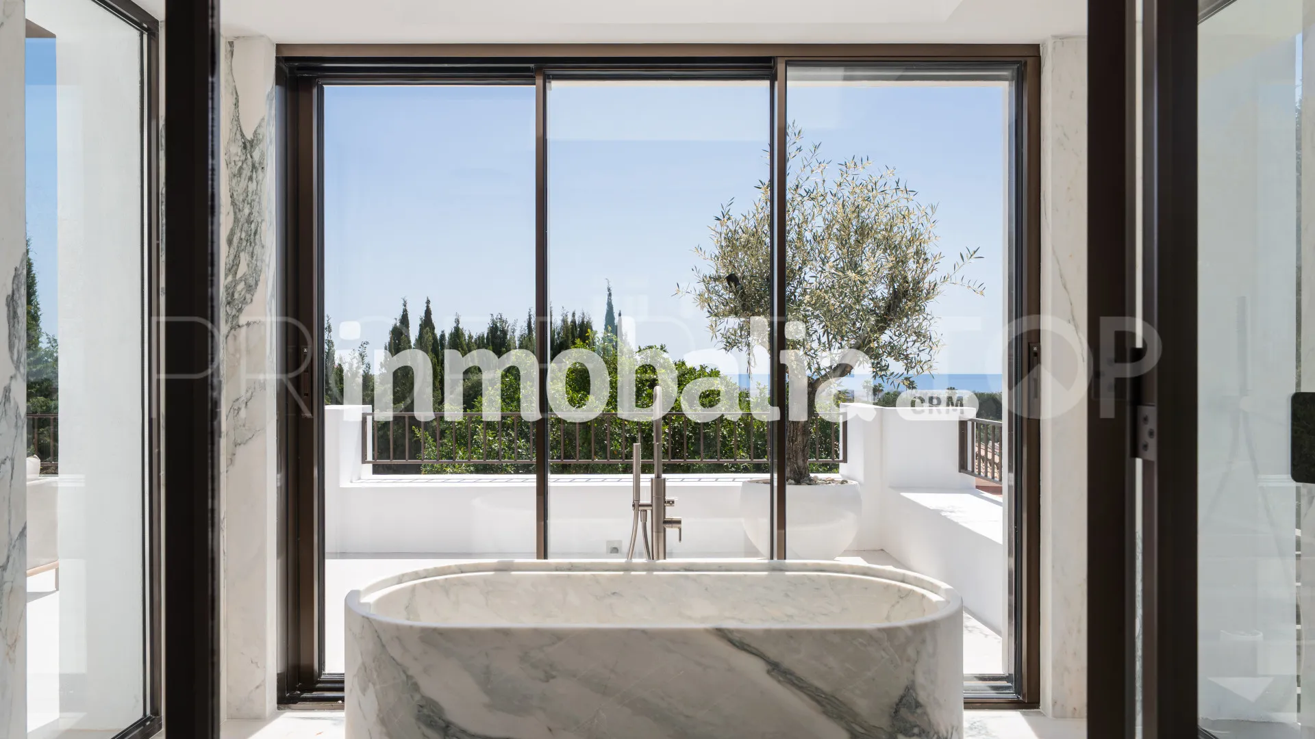 Comprar villa en El Herrojo