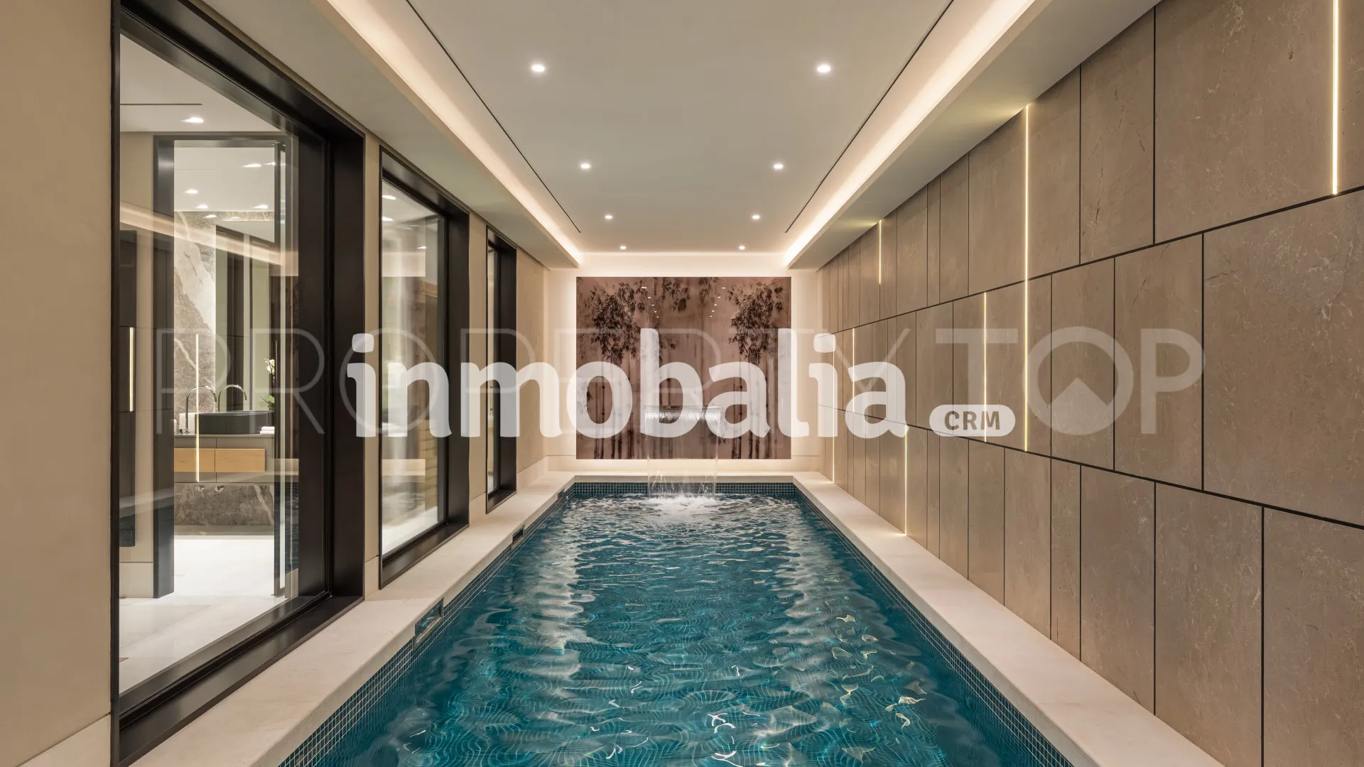 Se vende villa de 5 dormitorios en Marbella Hill Club