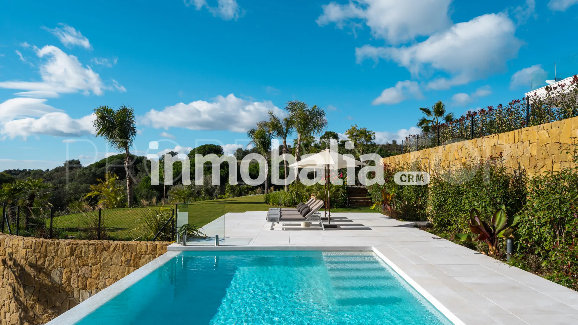 Se vende villa de 5 dormitorios en Marbella Hill Club