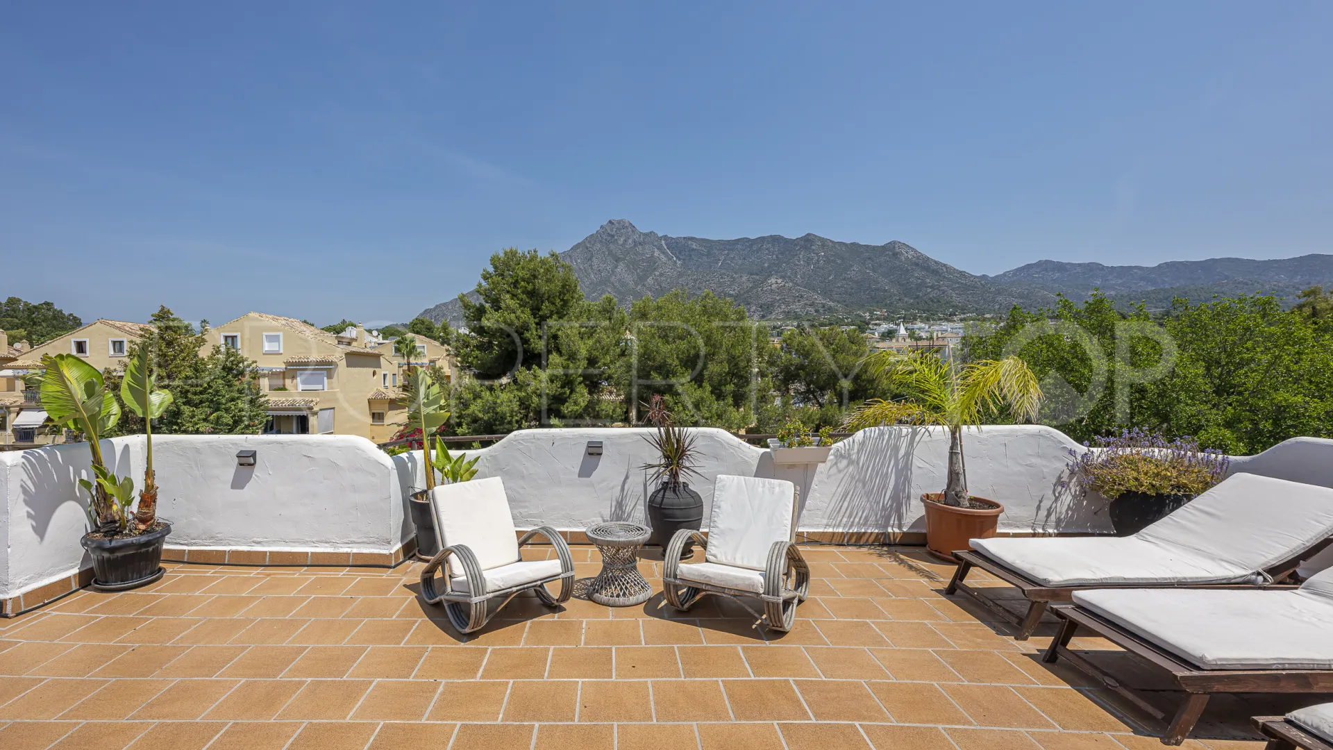 For sale duplex penthouse in Jardines de Sierra Blanca