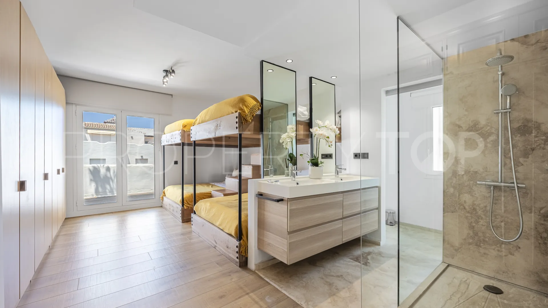 For sale duplex penthouse in Jardines de Sierra Blanca