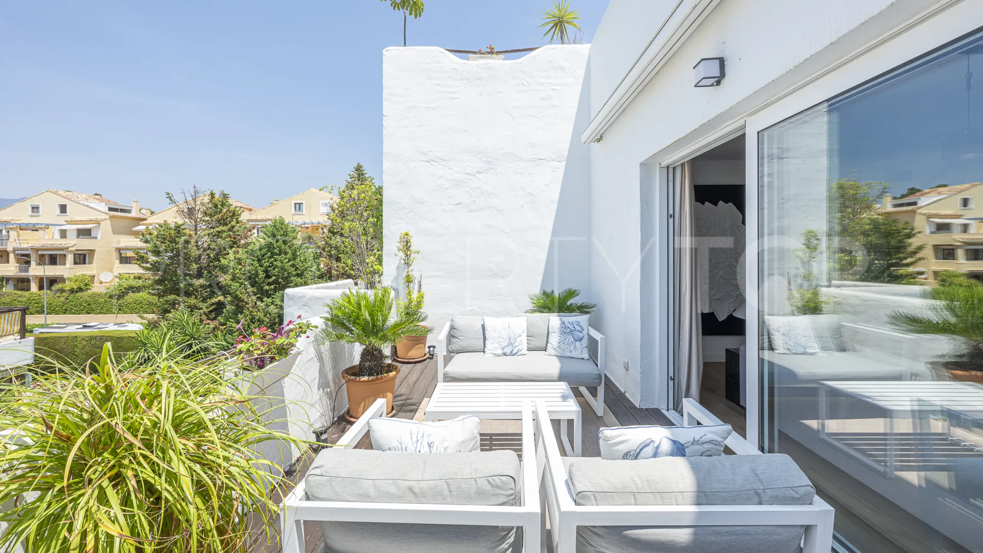For sale duplex penthouse in Jardines de Sierra Blanca