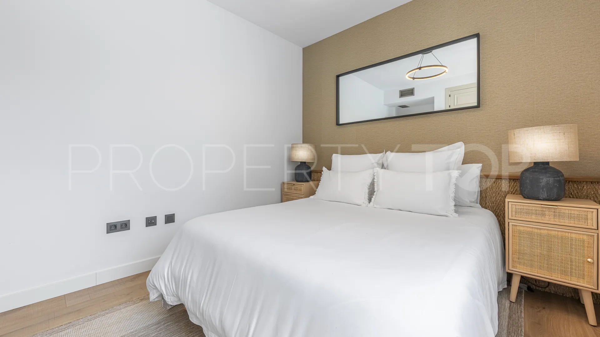 For sale duplex penthouse in Jardines de Sierra Blanca