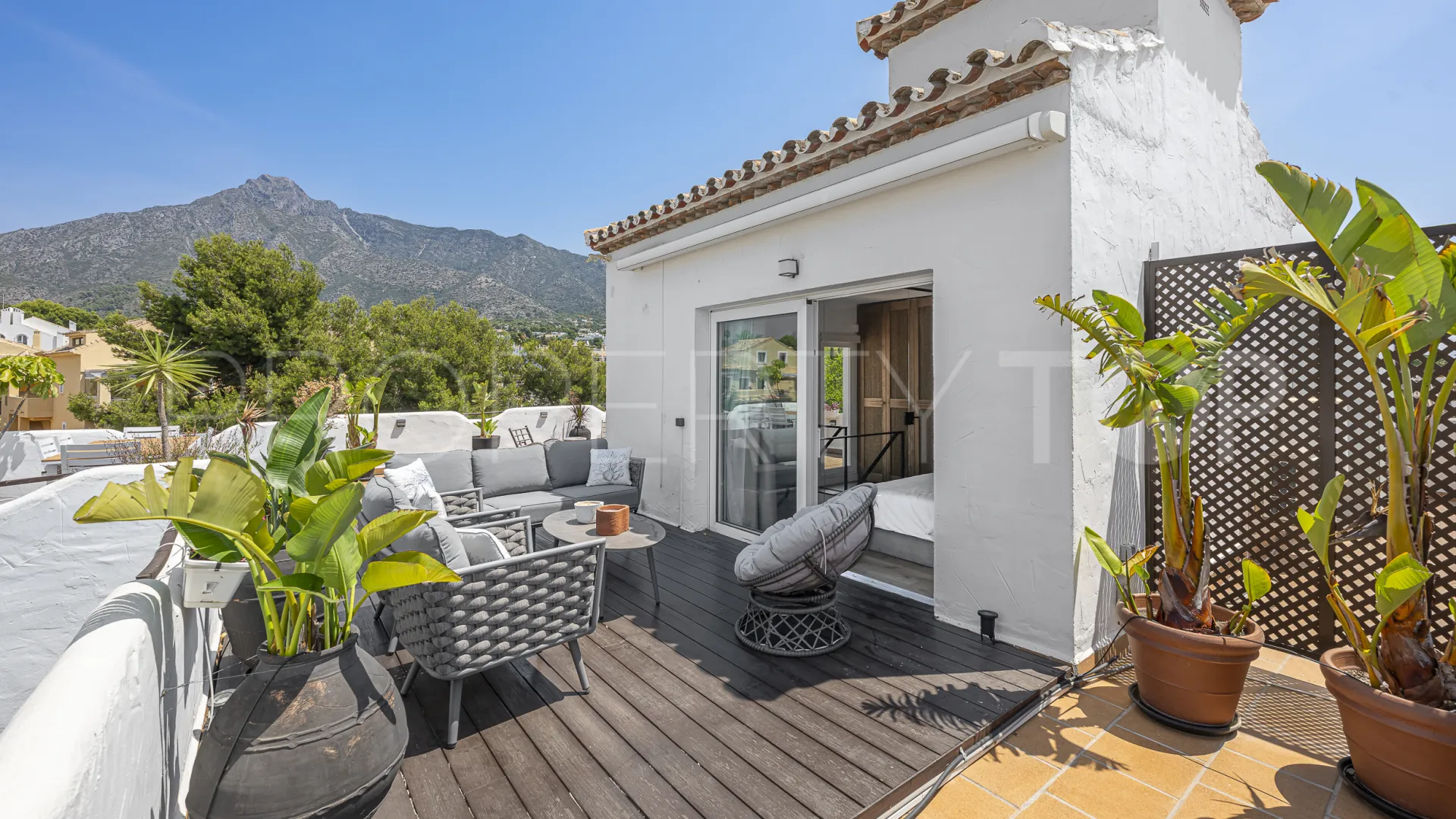 For sale duplex penthouse in Jardines de Sierra Blanca