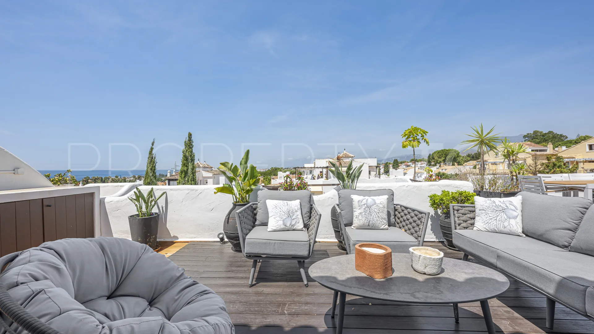 For sale duplex penthouse in Jardines de Sierra Blanca