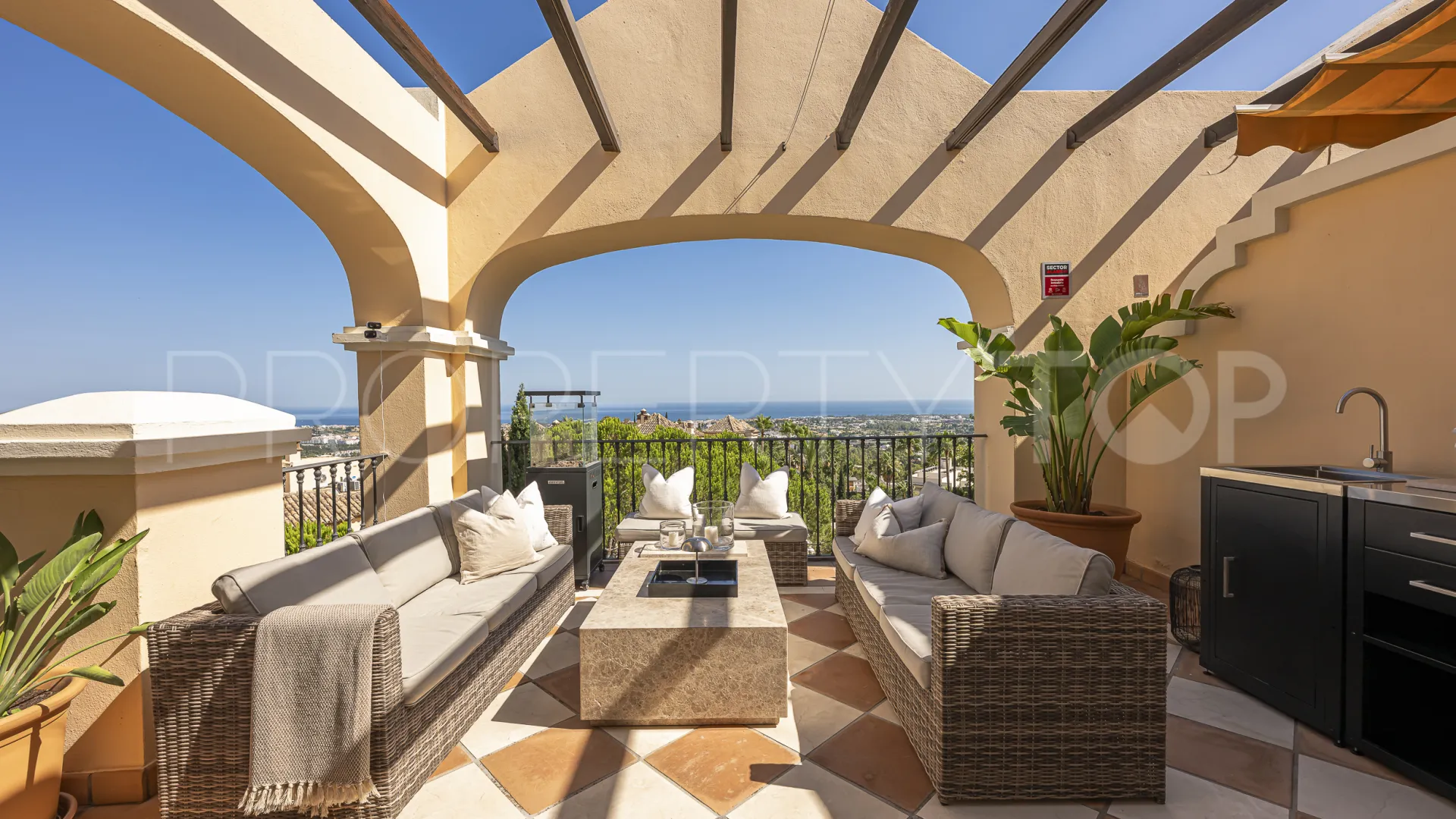 La Quinta 3 bedrooms penthouse for sale