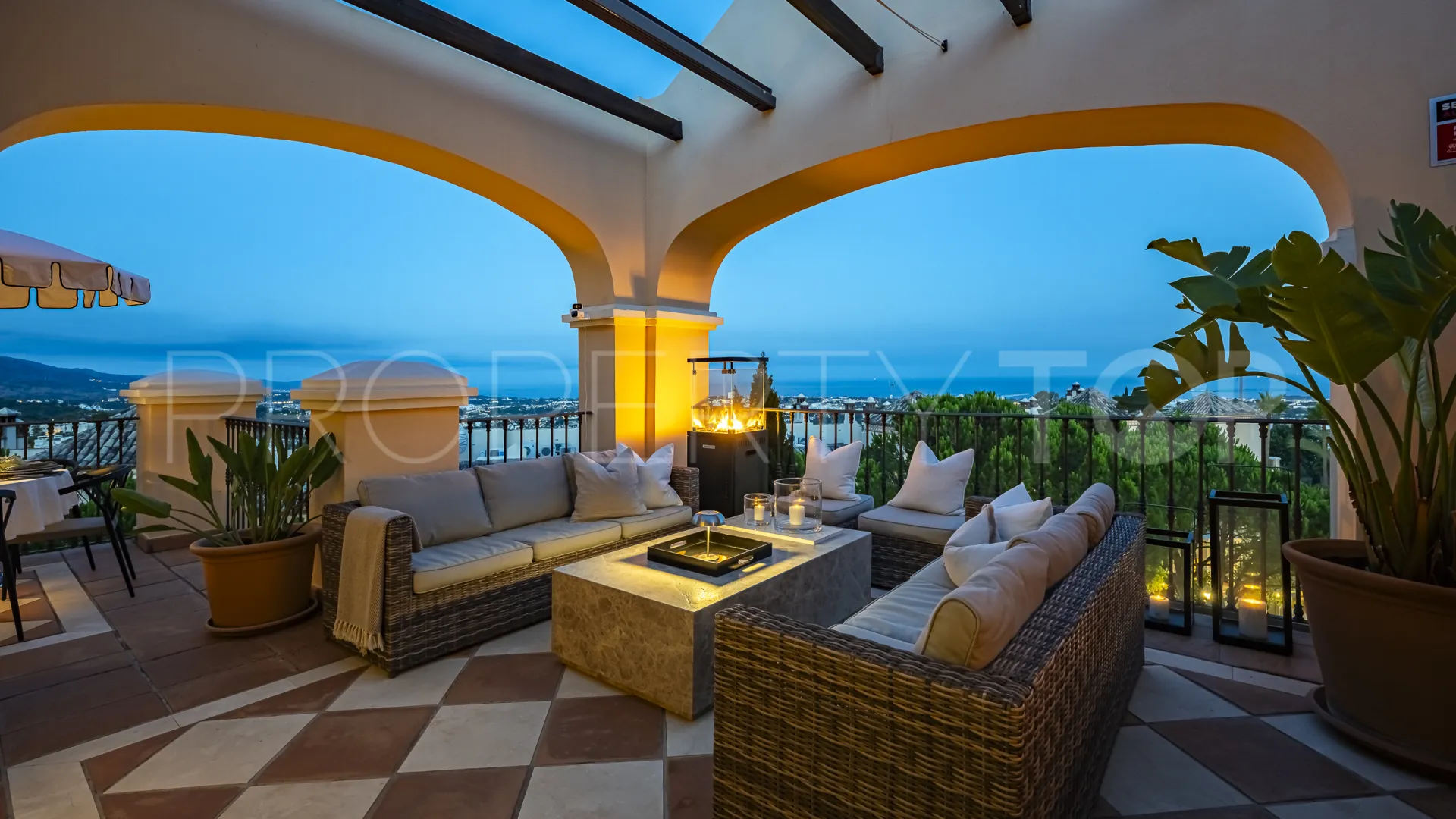 La Quinta 3 bedrooms penthouse for sale