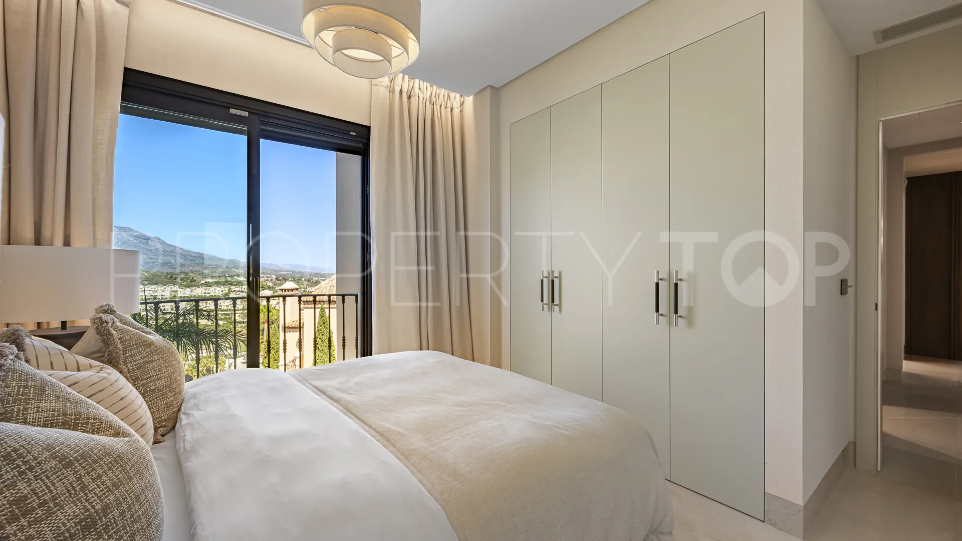 La Quinta 3 bedrooms penthouse for sale
