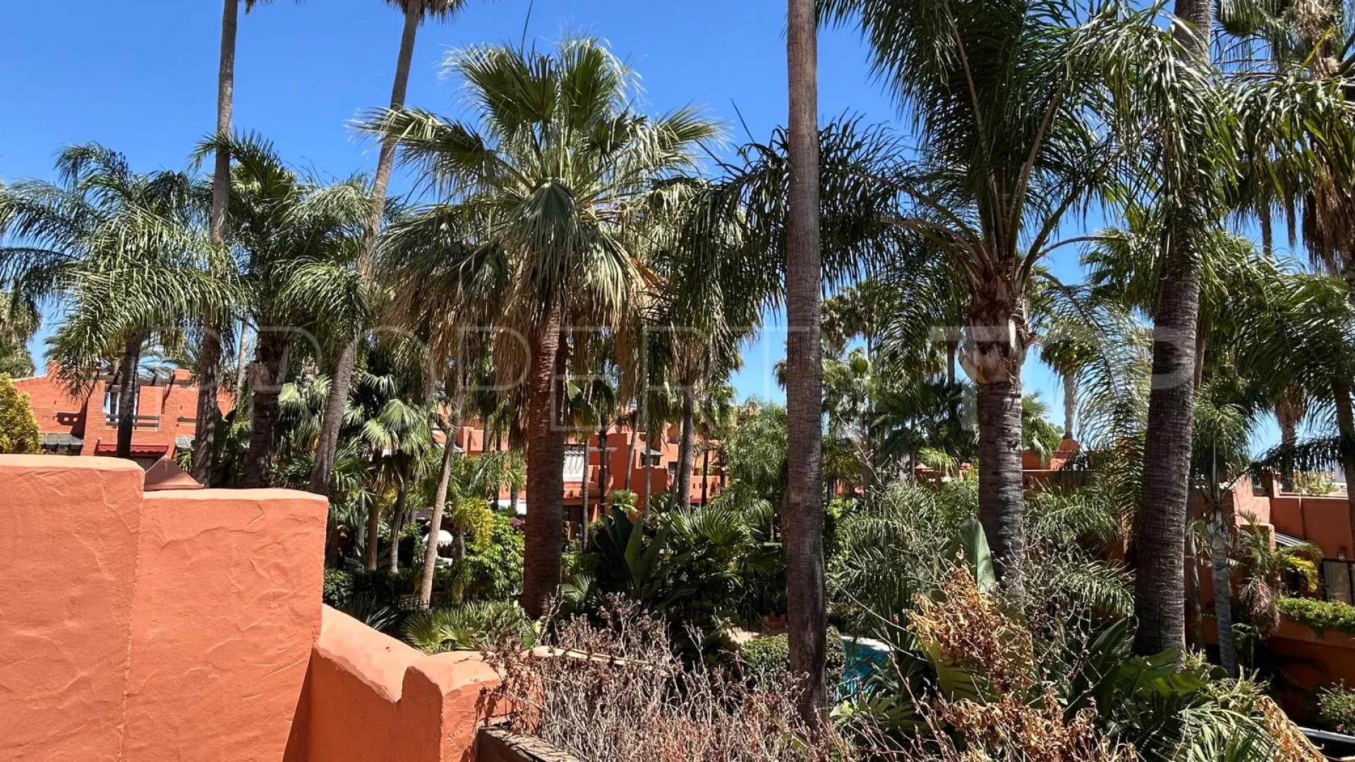 Comprar pareado con 4 dormitorios en Monte Marbella Club