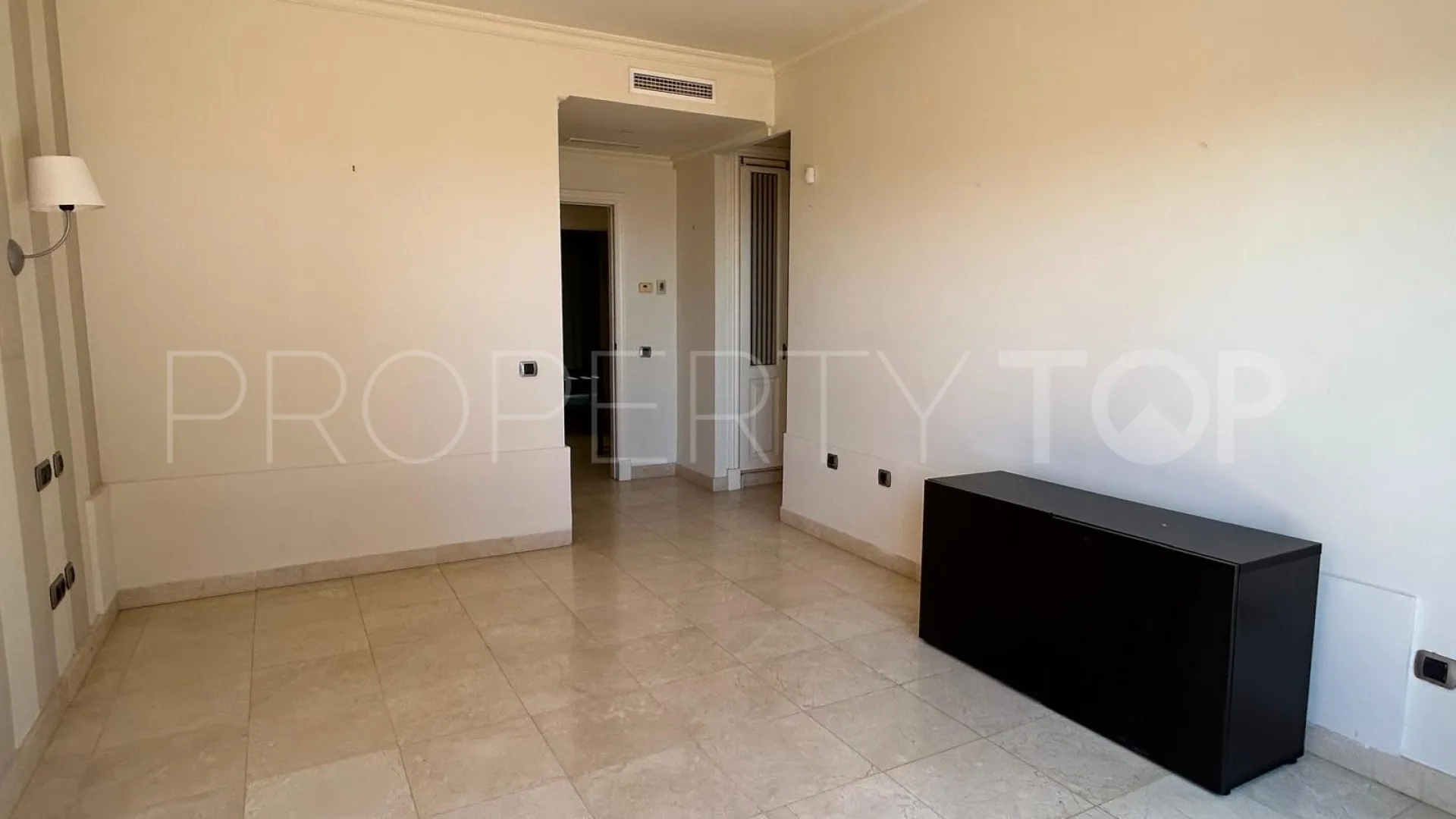 Comprar pareado con 4 dormitorios en Monte Marbella Club