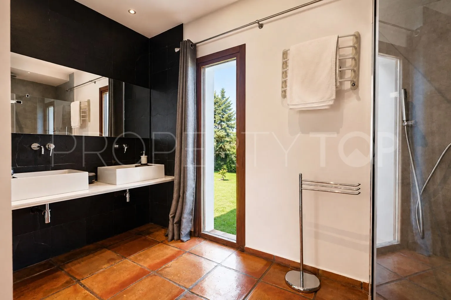 Villa en venta en Pamis de 5 dormitorios