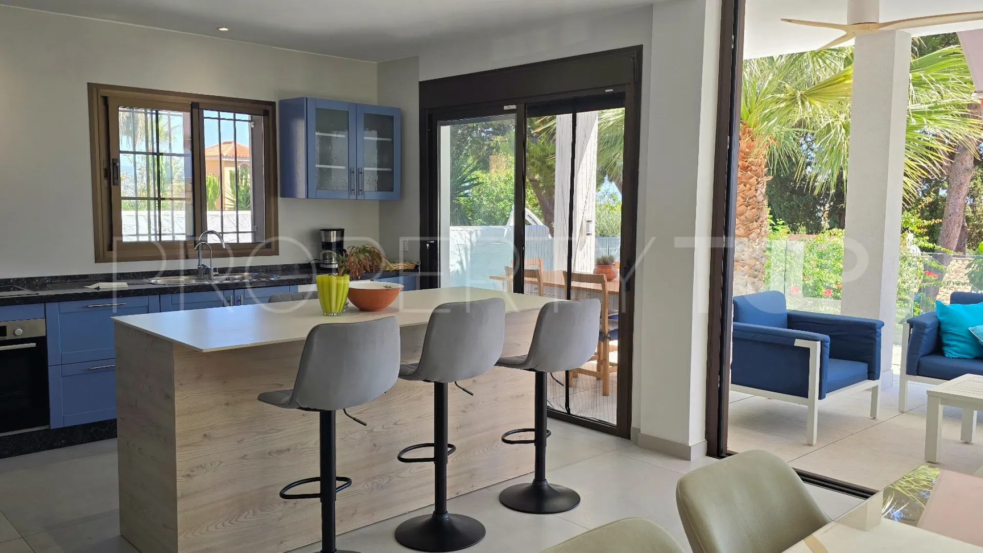 Palacio de Congresos 5 bedrooms house for sale
