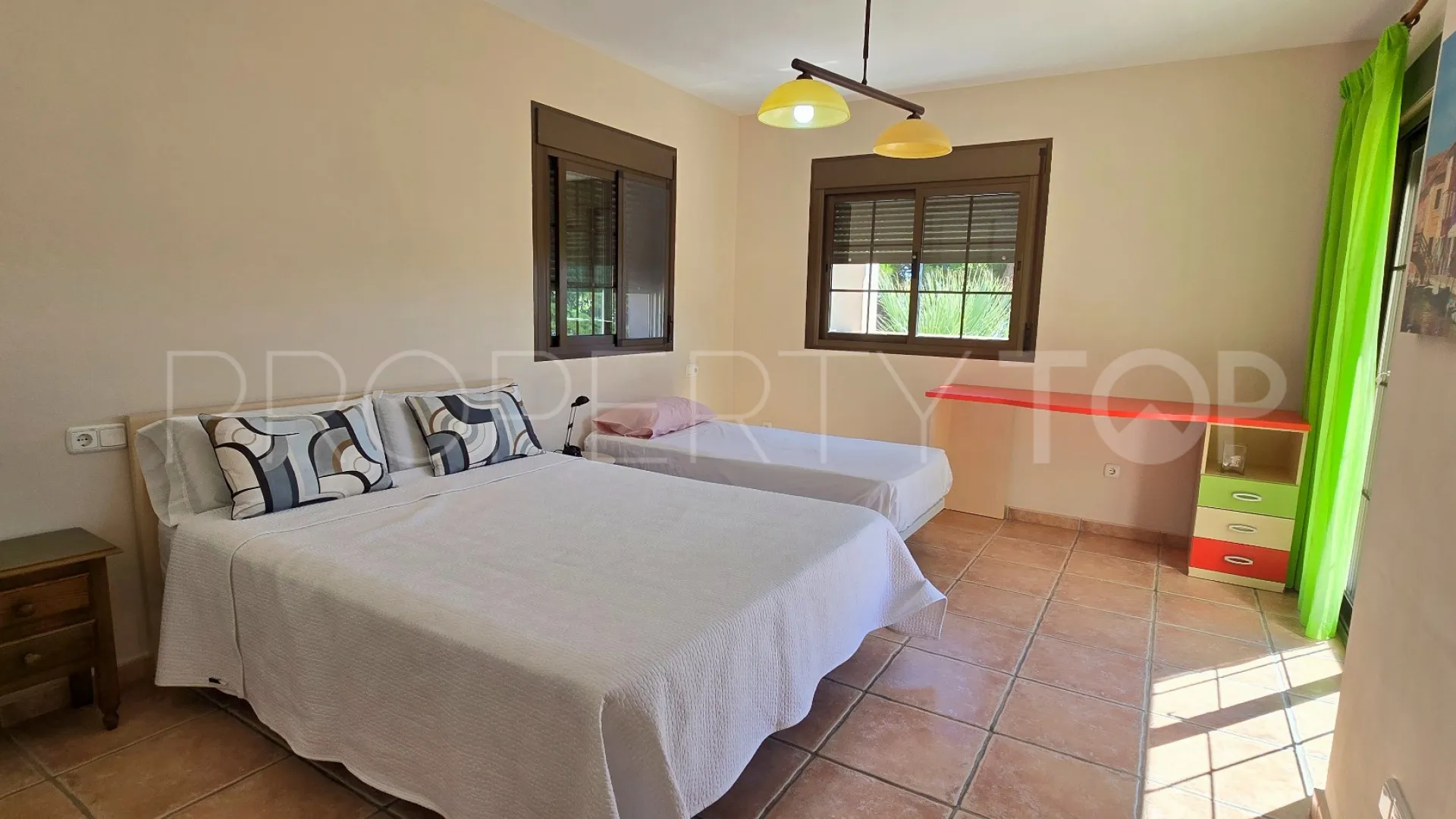 Palacio de Congresos 5 bedrooms house for sale