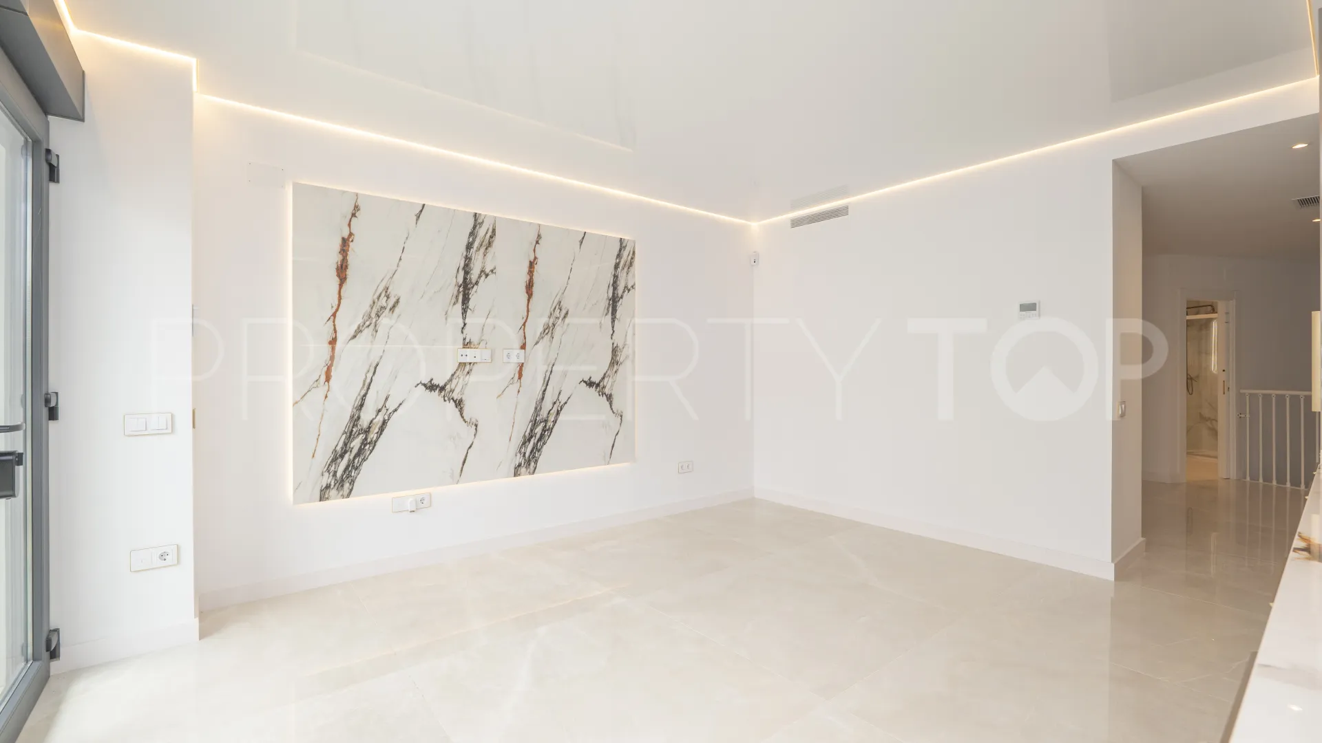 Duplex planta baja a la venta en La Carihuela