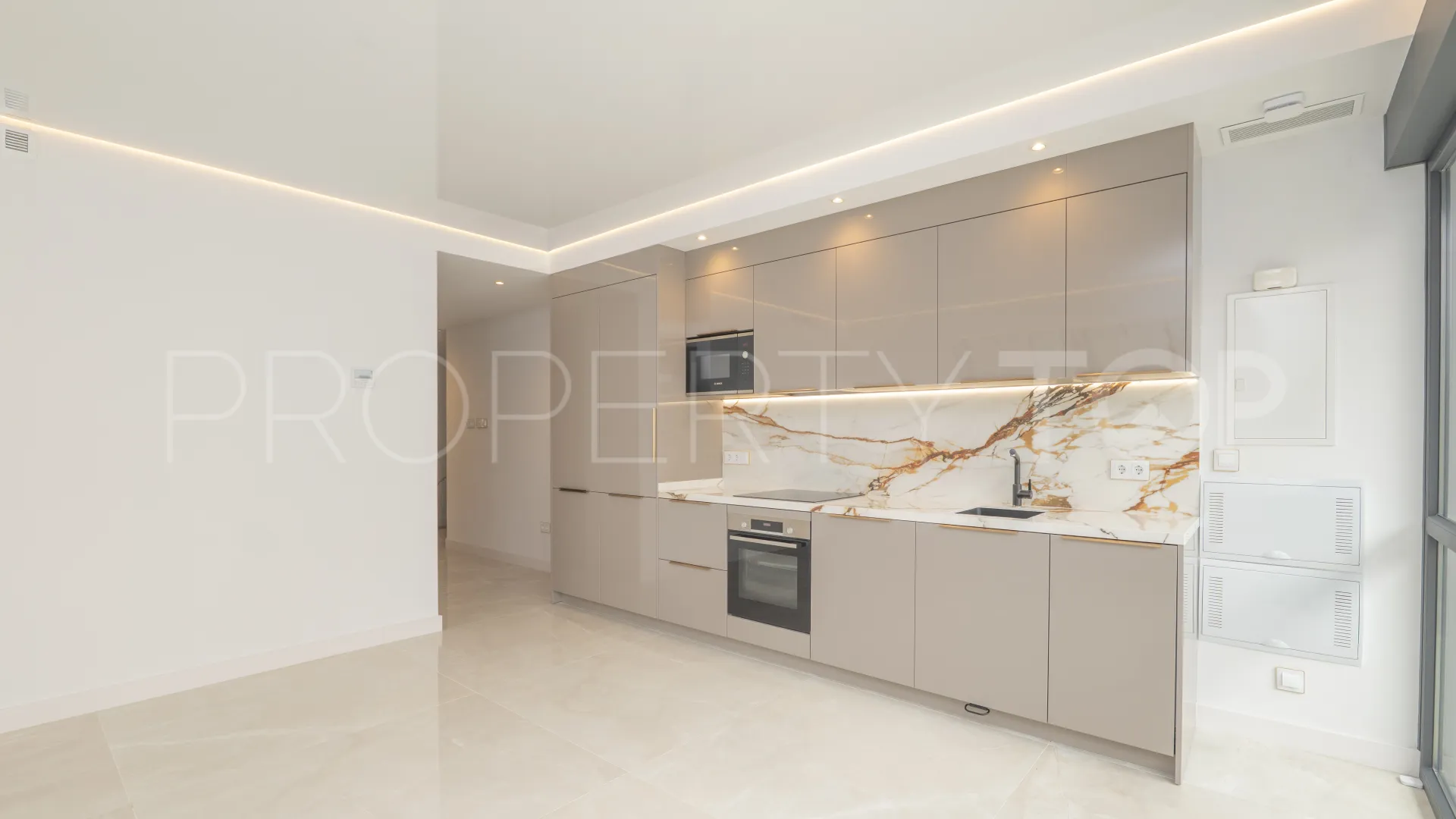 Duplex planta baja a la venta en La Carihuela