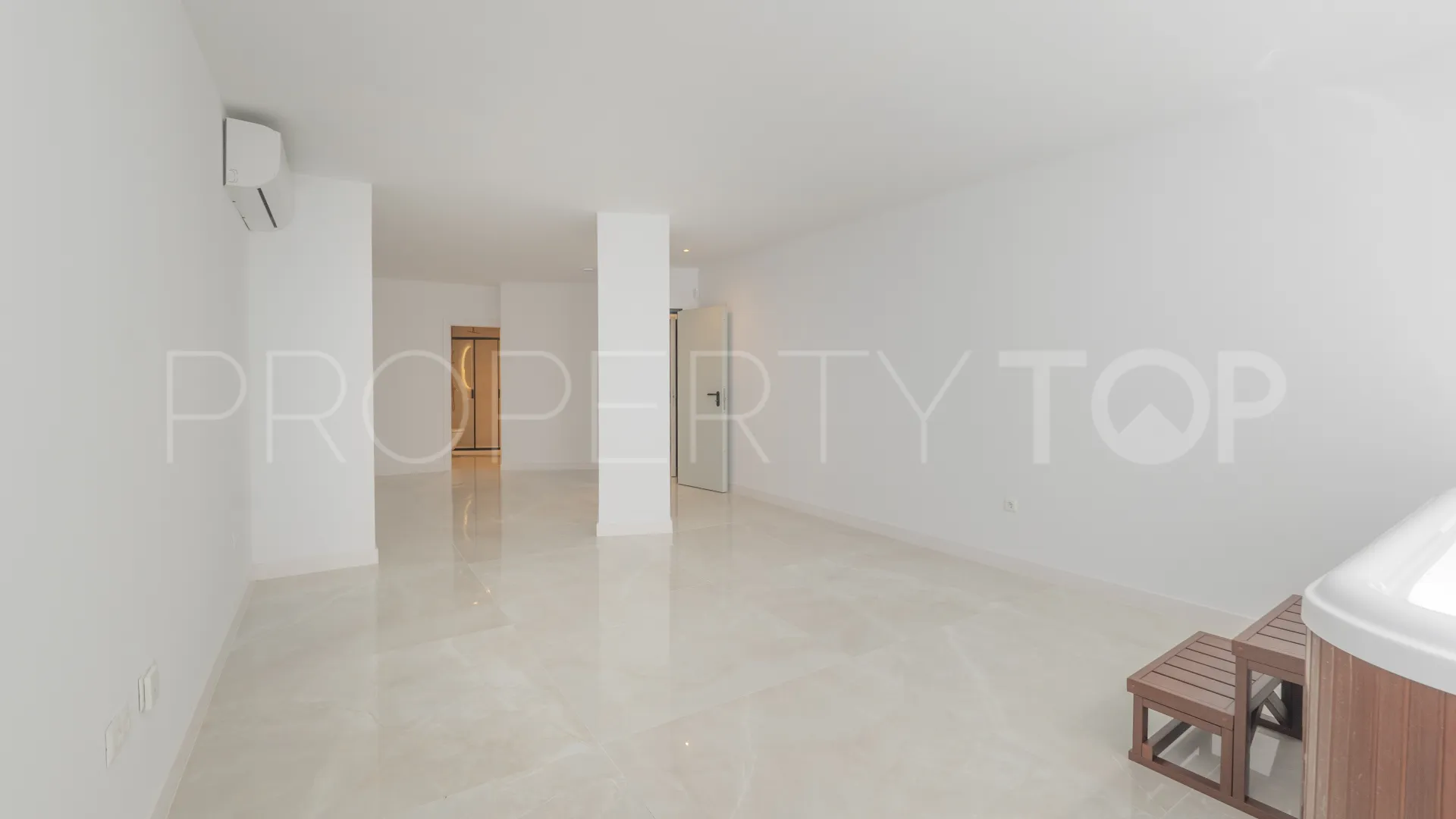 Duplex planta baja a la venta en La Carihuela