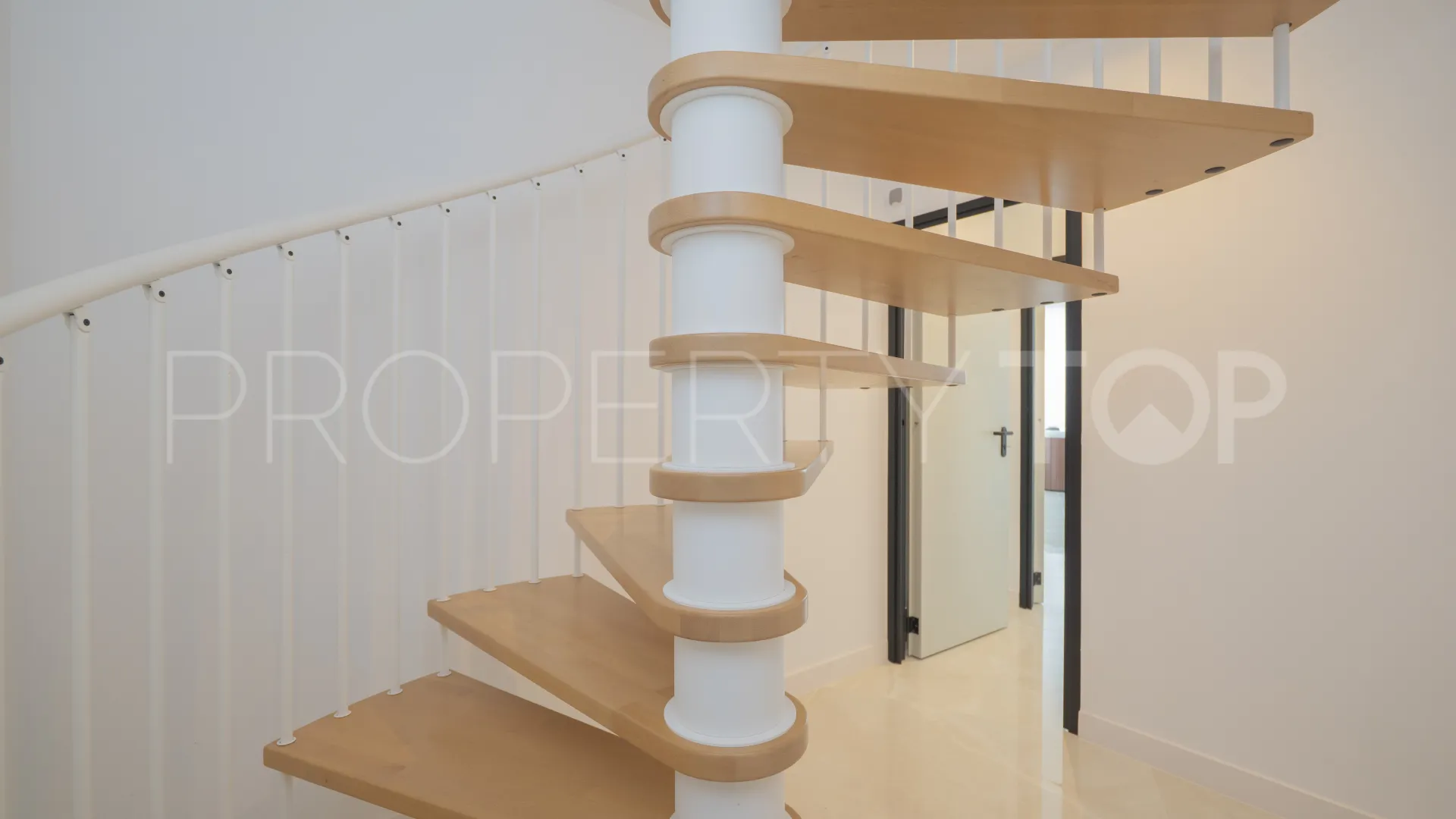 Duplex planta baja a la venta en La Carihuela