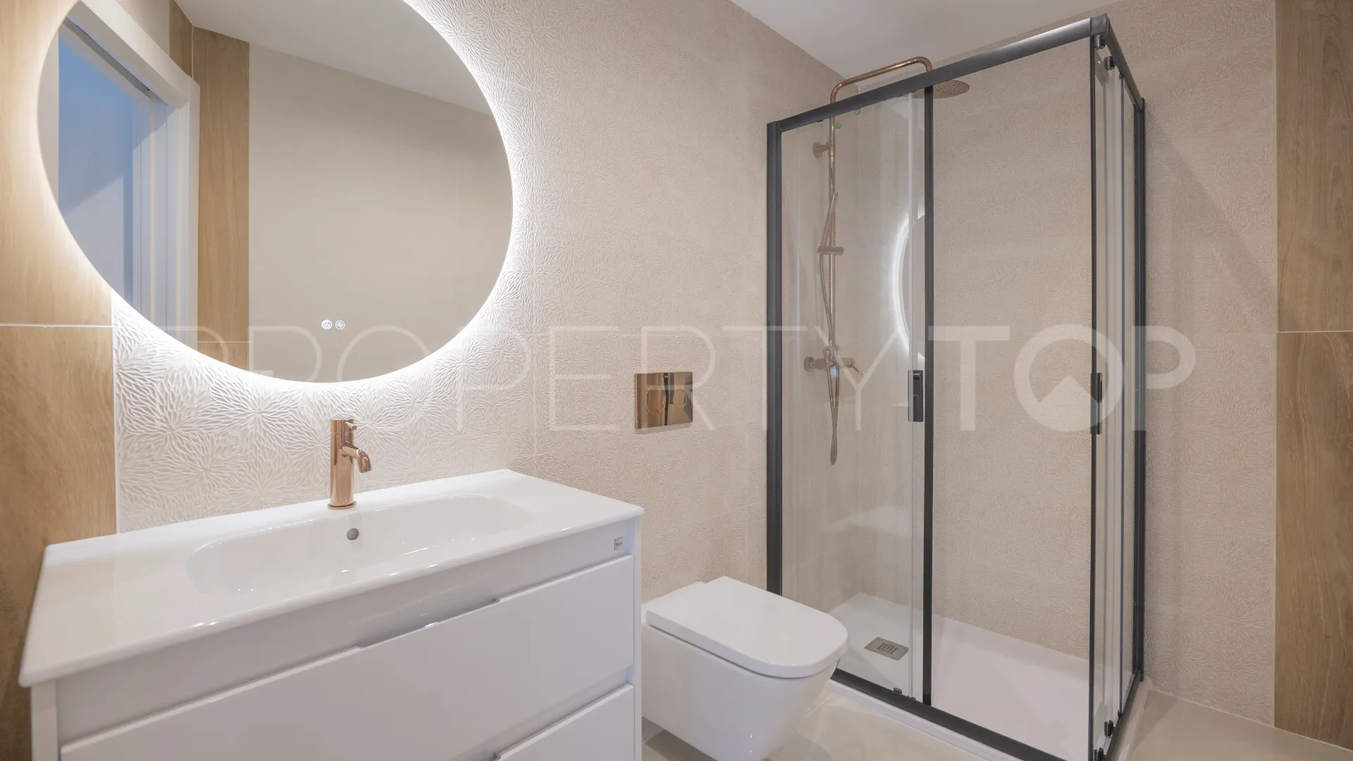 Duplex planta baja a la venta en La Carihuela