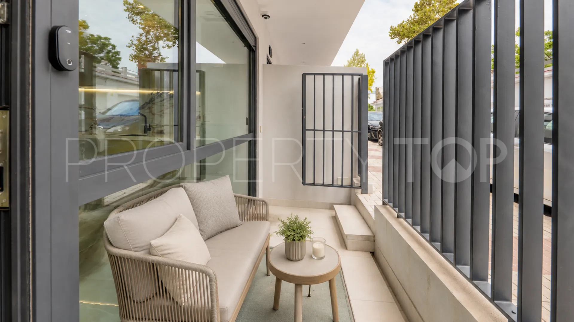 Duplex planta baja a la venta en La Carihuela