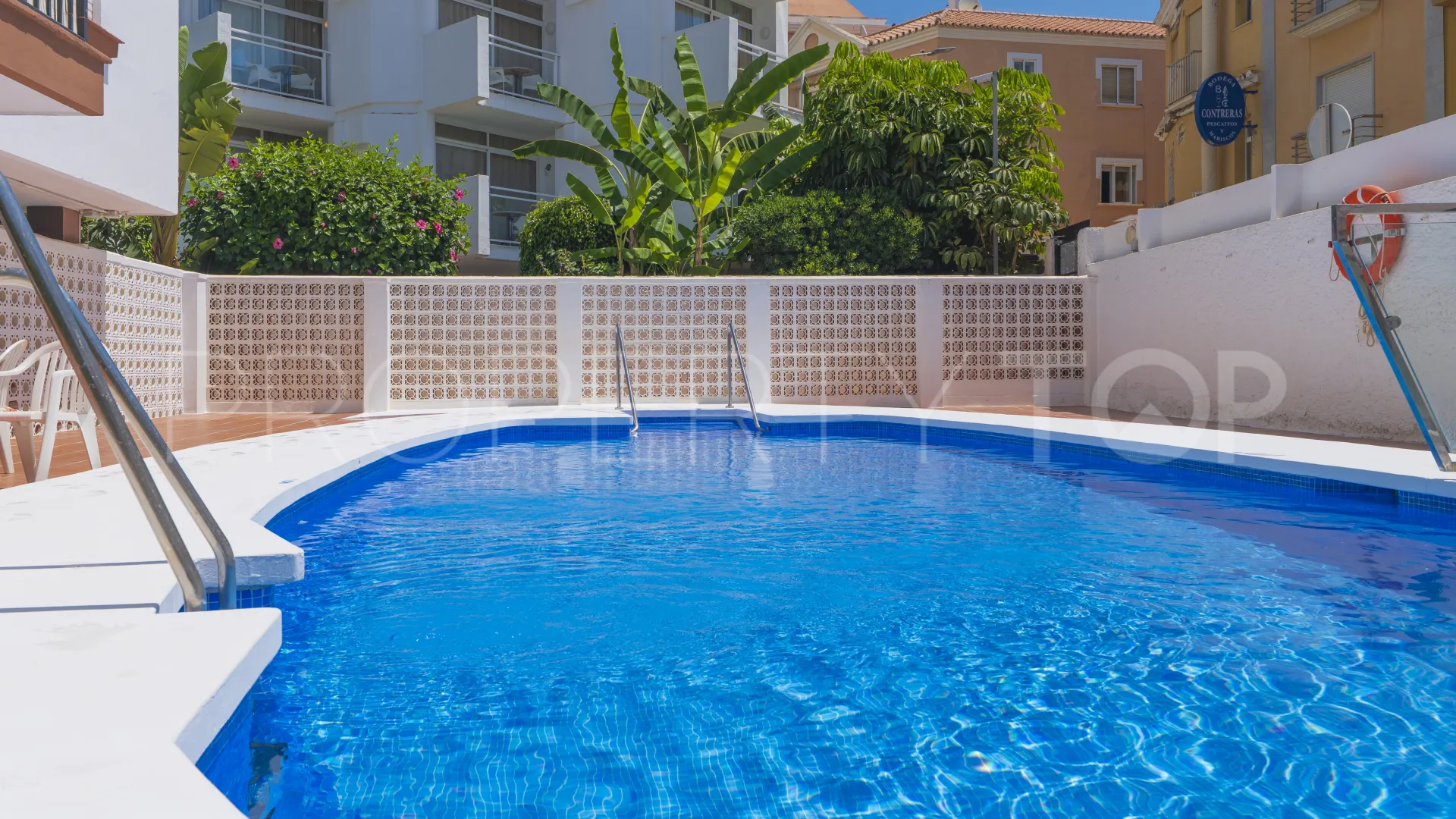 Ático en venta en La Carihuela con 2 dormitorios
