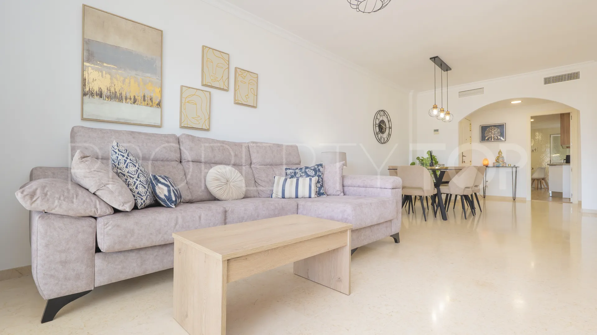 2 bedrooms apartment for sale in Elviria