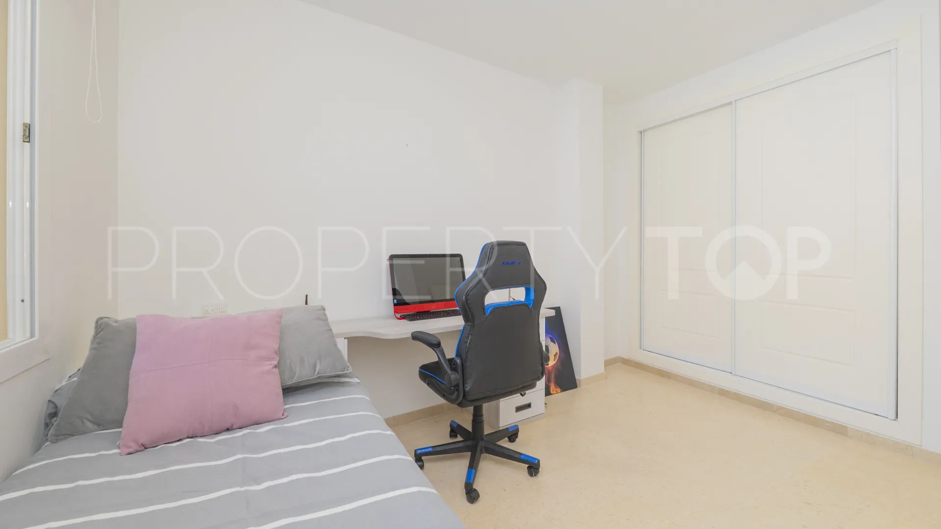 2 bedrooms apartment for sale in Elviria