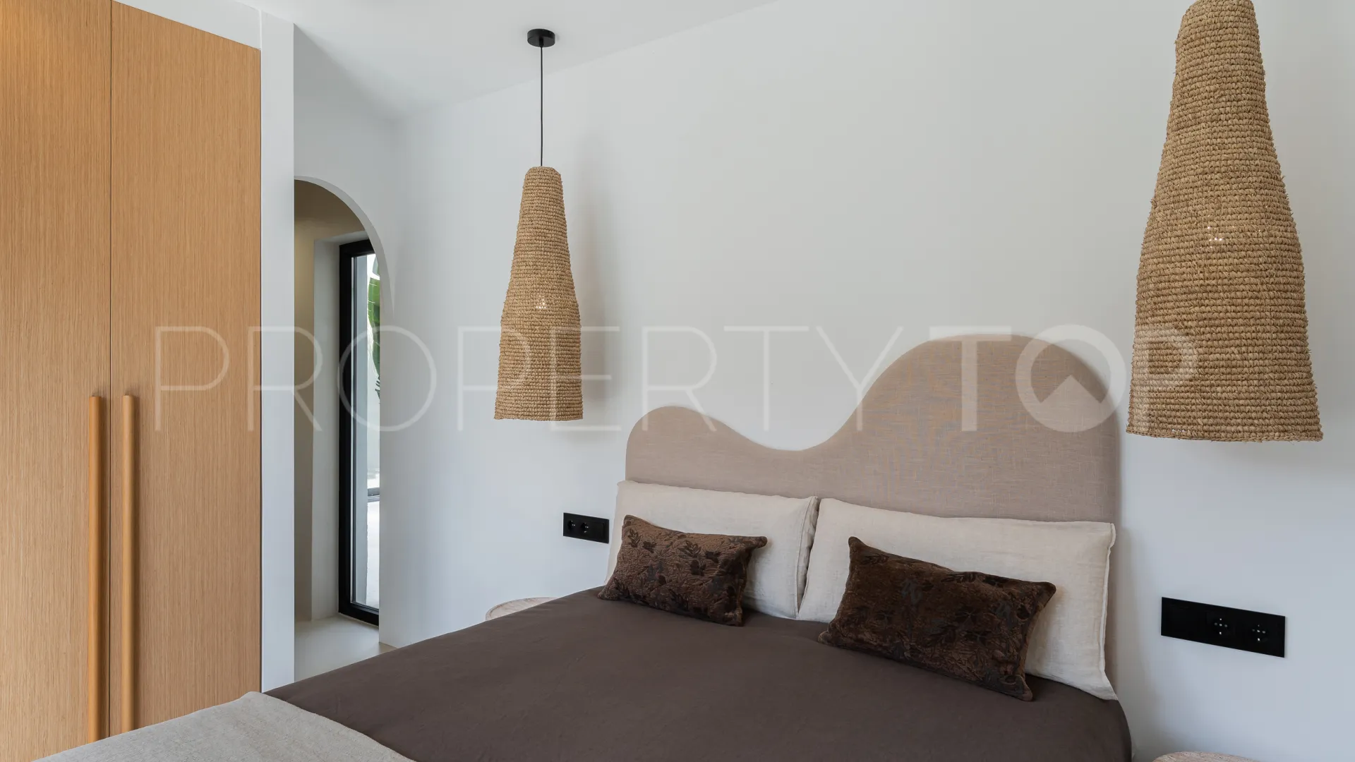 Se vende villa en El Pinillo