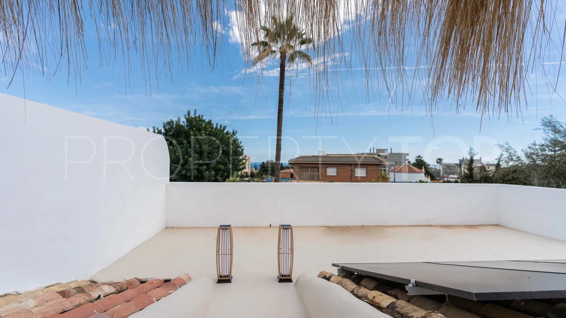 Se vende villa en El Pinillo