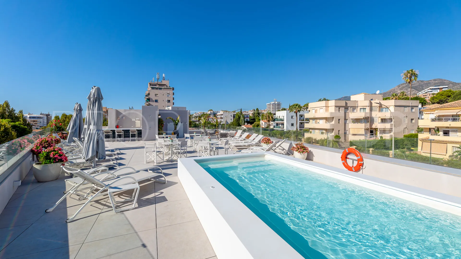 1 bedroom La Carihuela apartment for sale