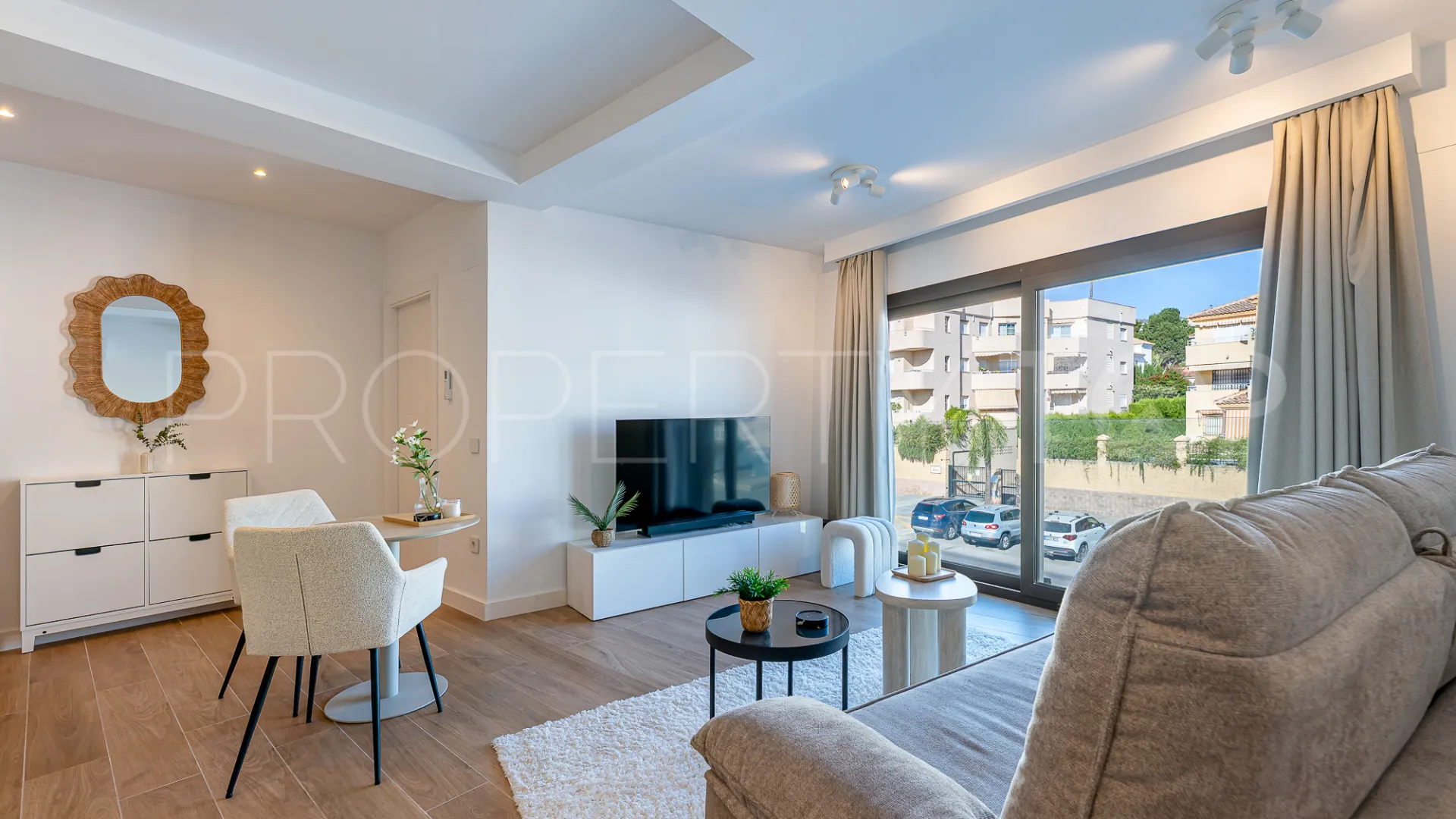 1 bedroom La Carihuela apartment for sale