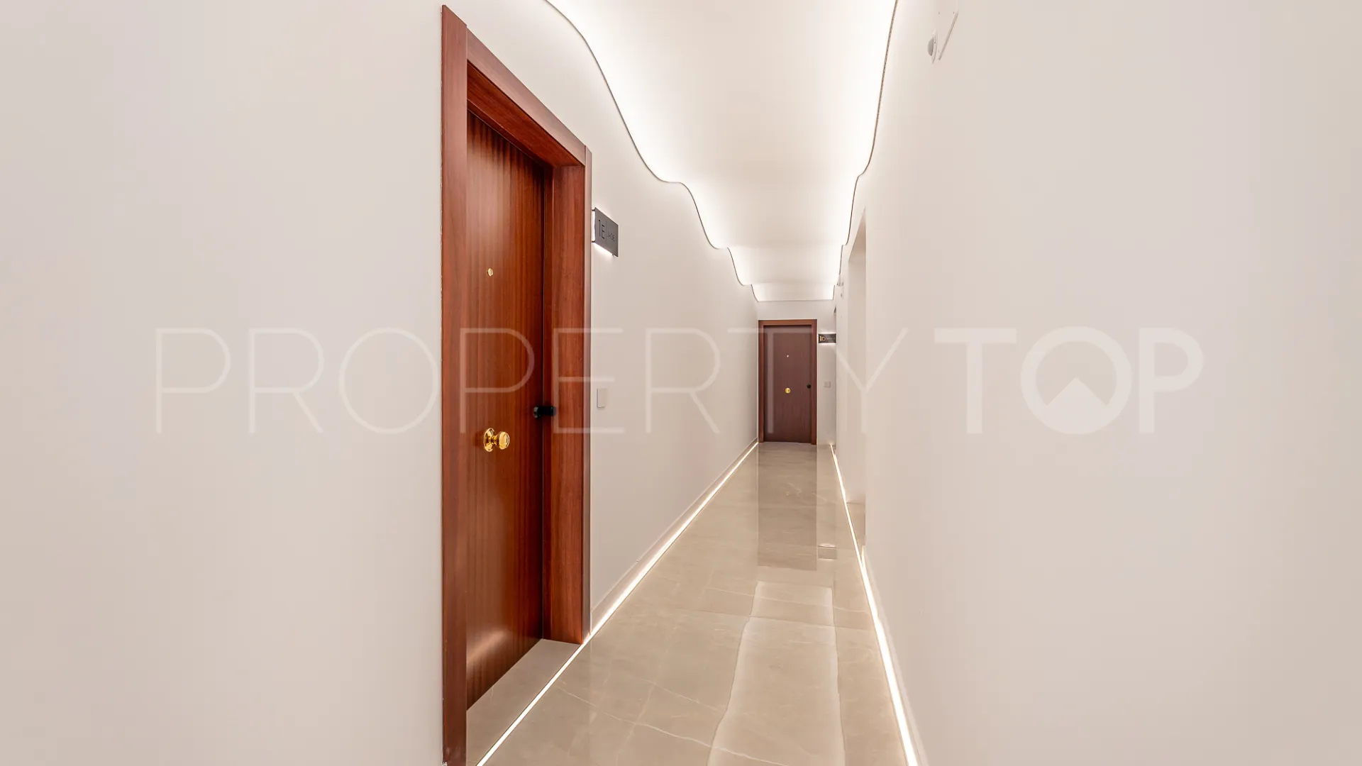 1 bedroom La Carihuela apartment for sale