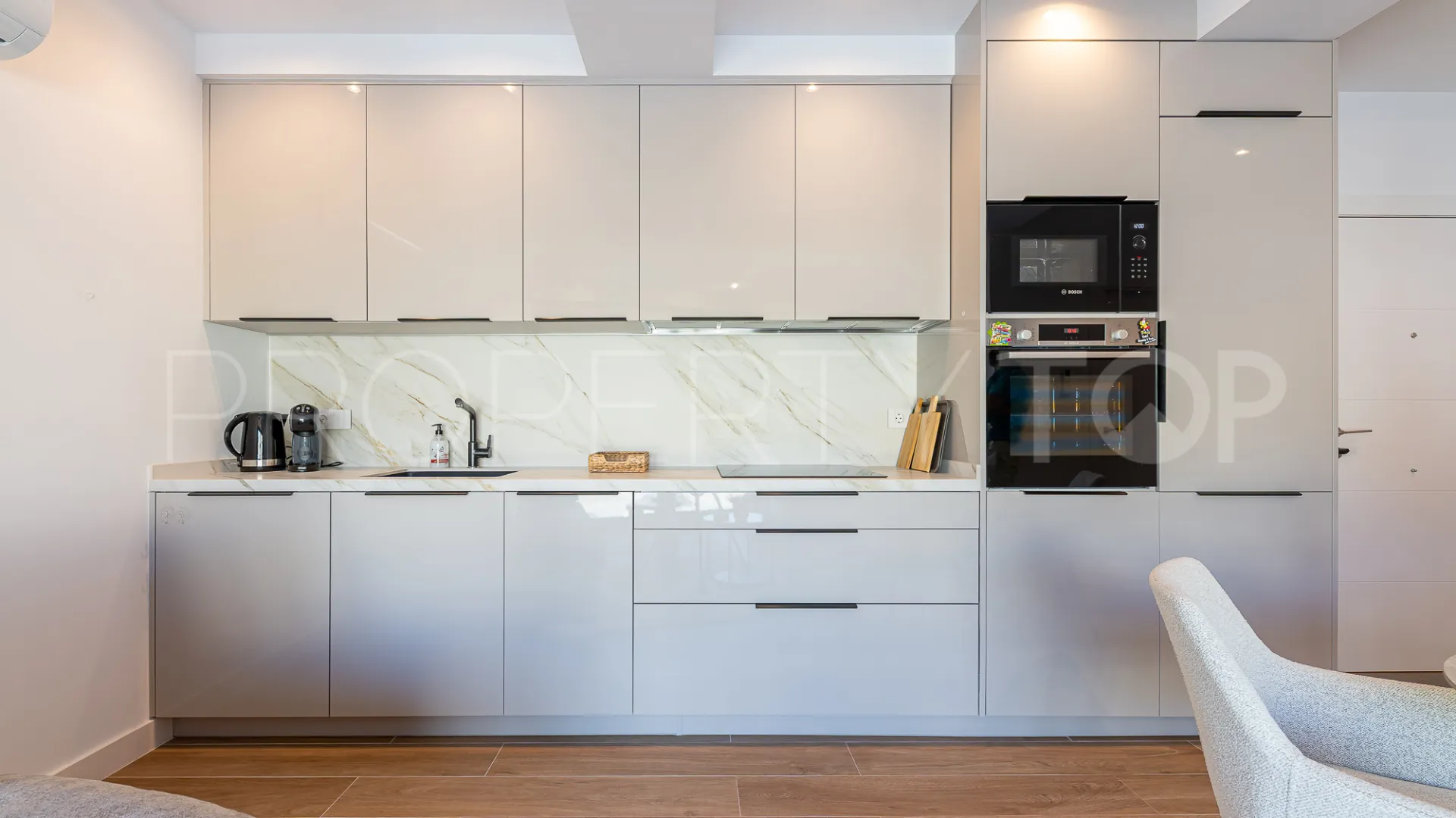 1 bedroom La Carihuela apartment for sale
