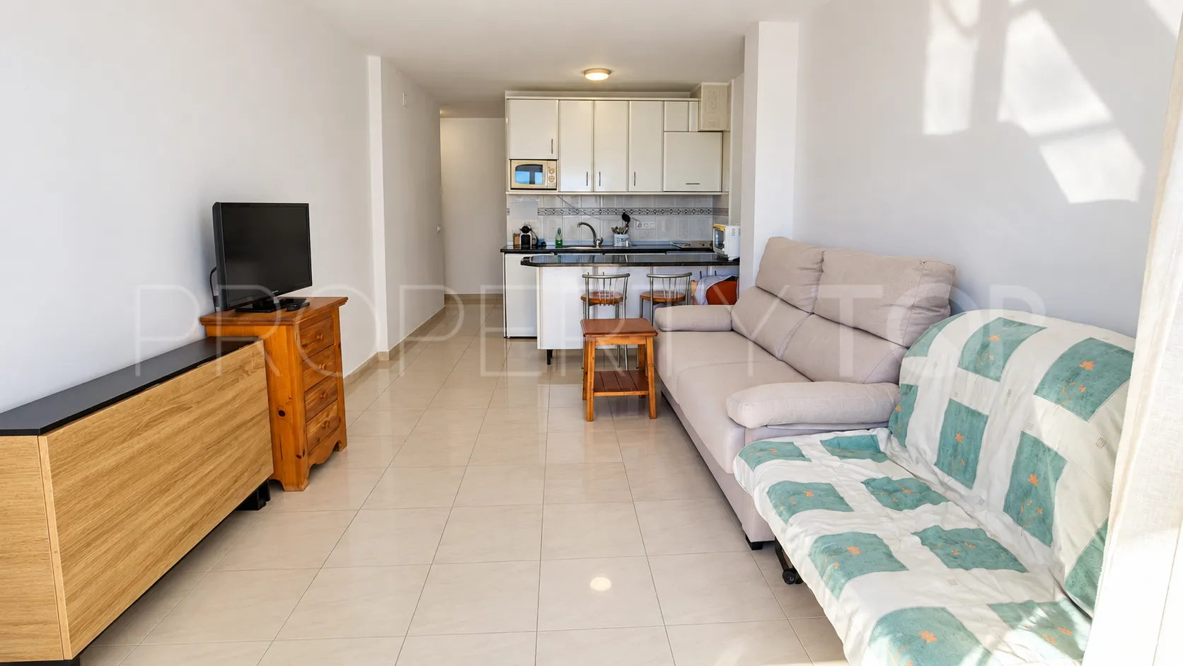 For sale studio in La Carihuela