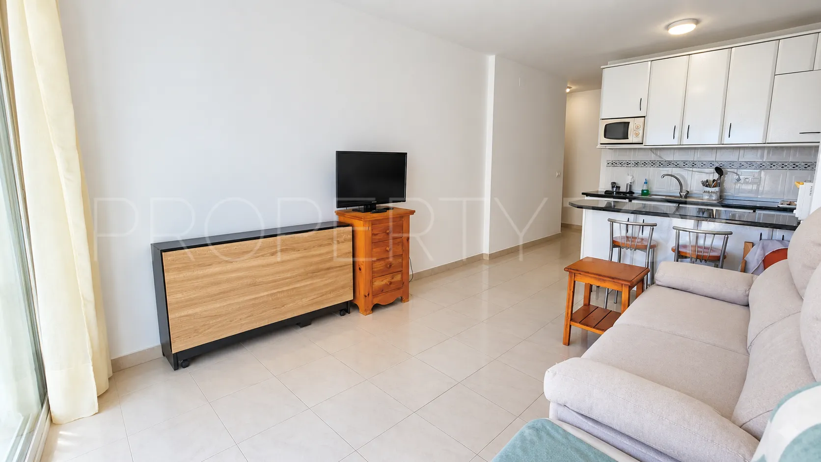 For sale studio in La Carihuela