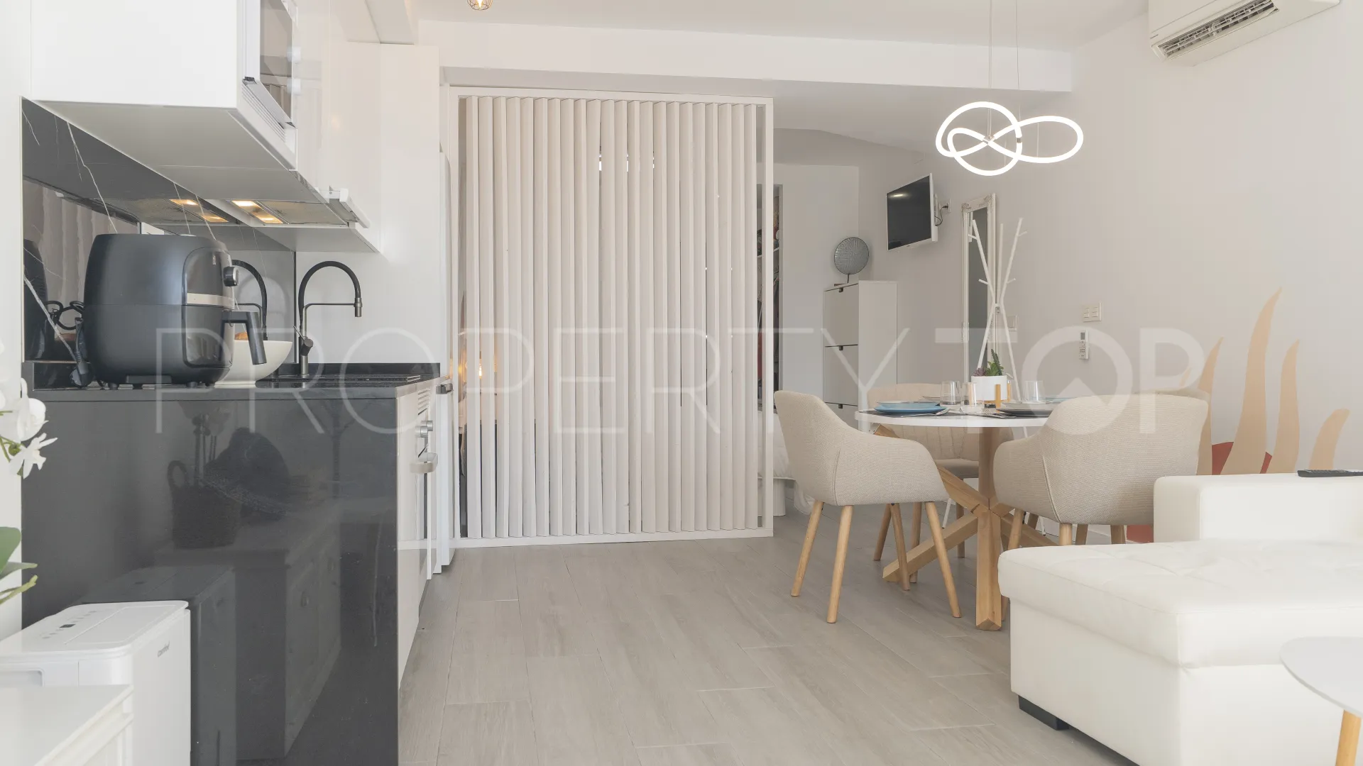 For sale studio in Bajondillo with 1 bedroom
