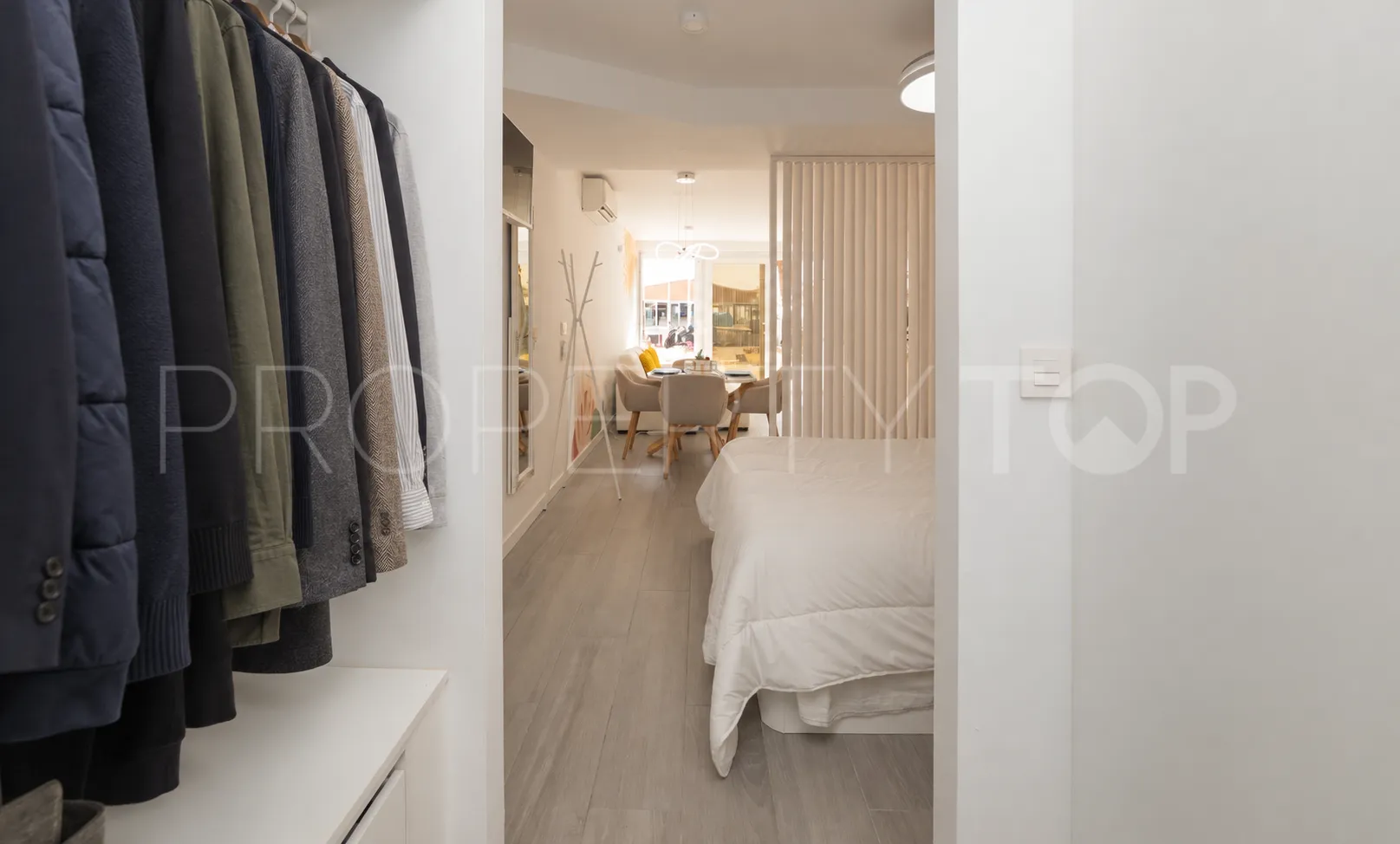 For sale studio in Bajondillo with 1 bedroom