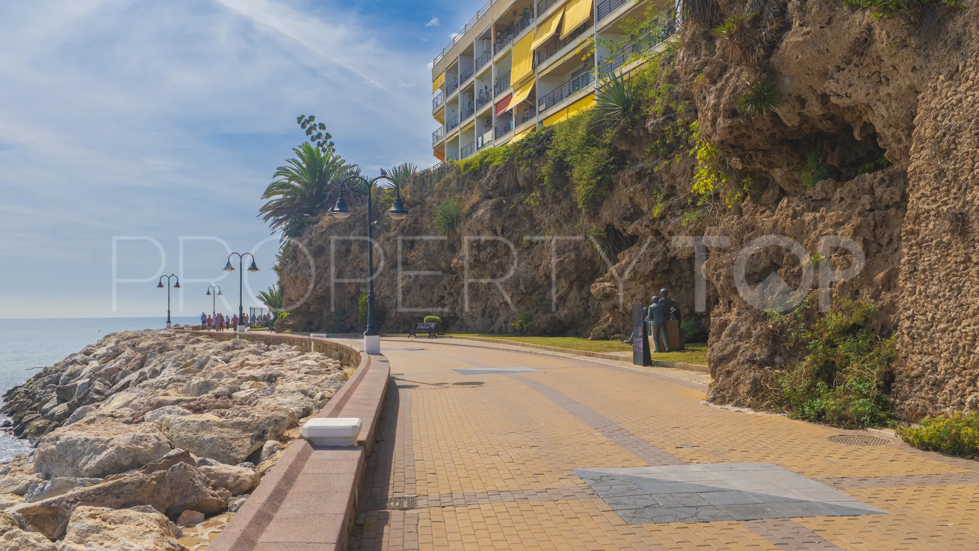 For sale studio in Bajondillo with 1 bedroom