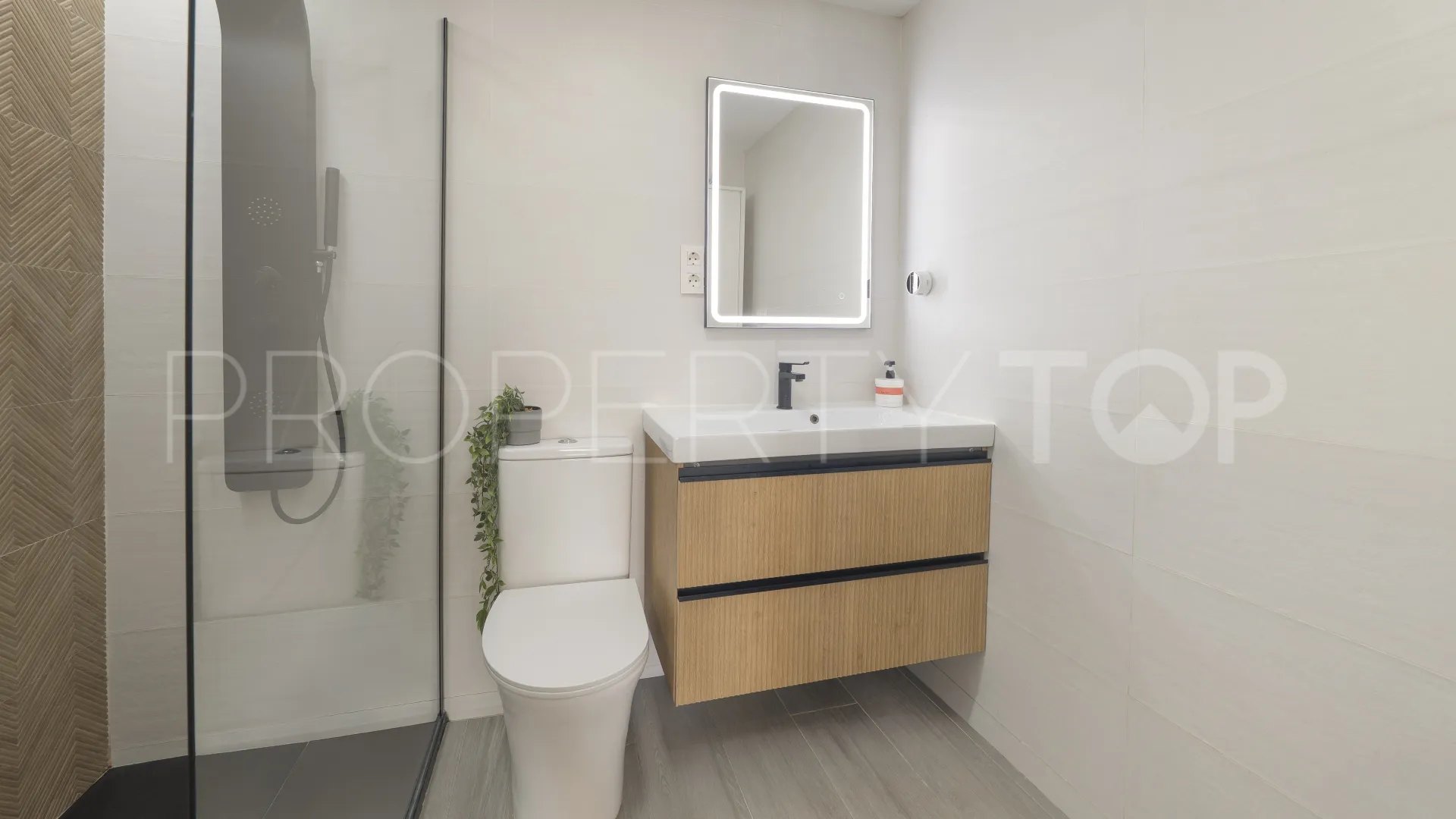 For sale studio in Bajondillo with 1 bedroom