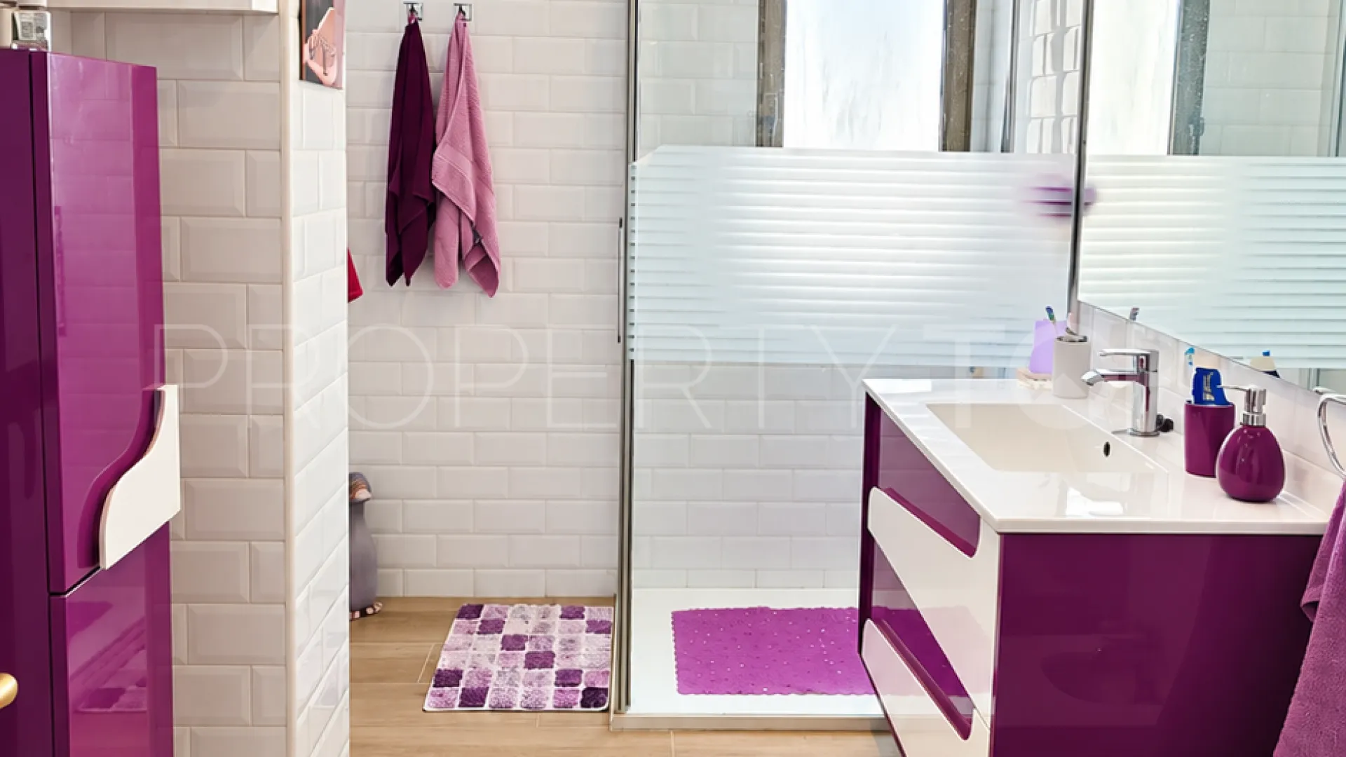 Penthouse for sale in La Carihuela with 4 bedrooms