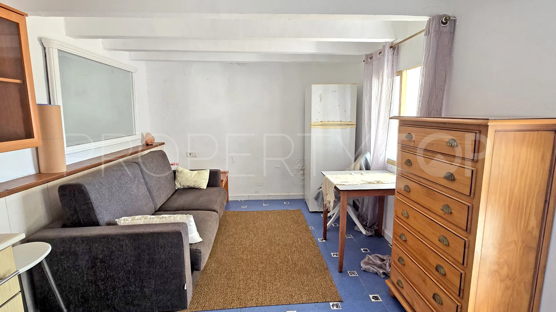 Comprar casa de 6 dormitorios en Montemar