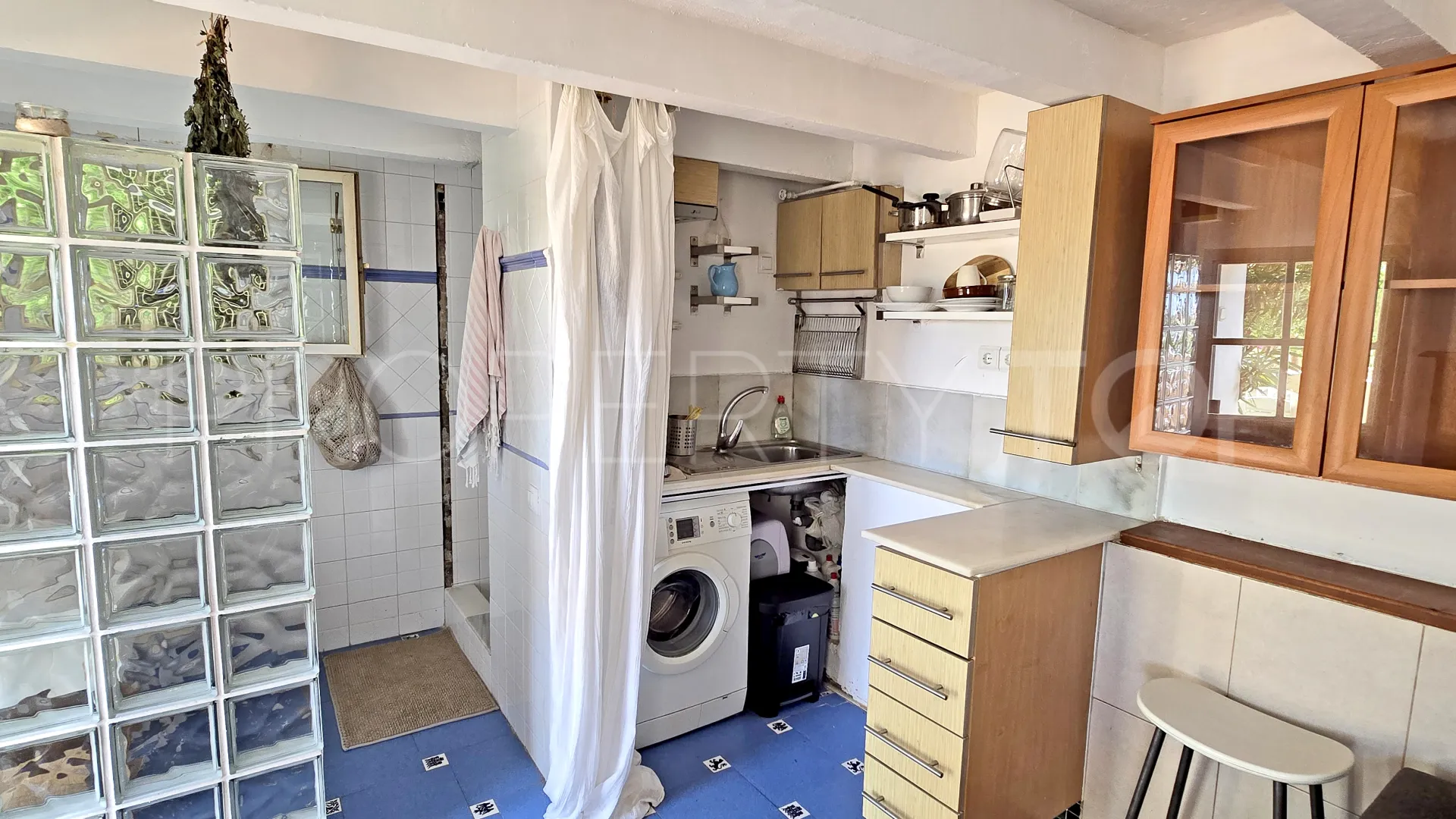Comprar casa de 6 dormitorios en Montemar