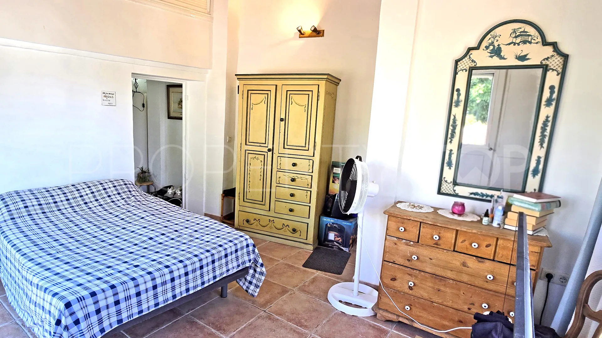 Comprar casa de 6 dormitorios en Montemar