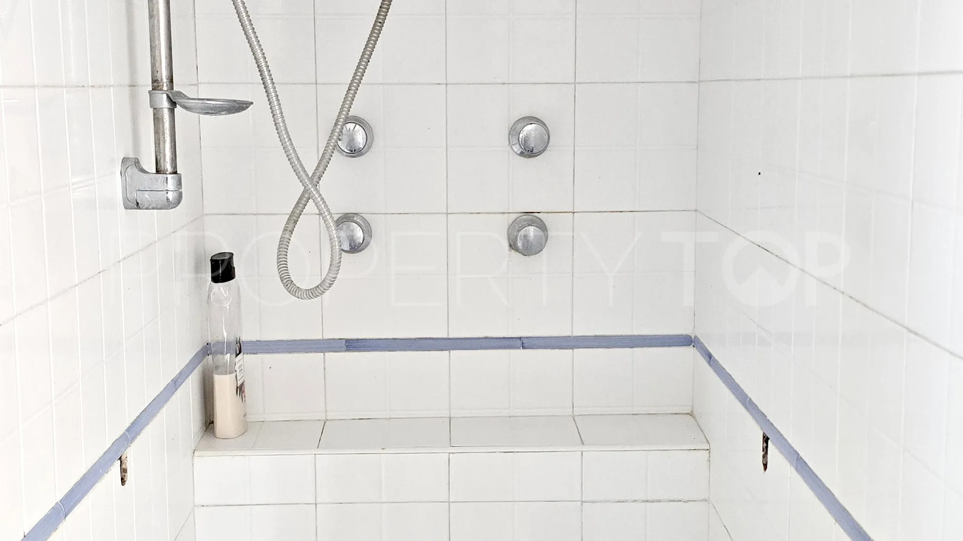 Comprar casa de 6 dormitorios en Montemar