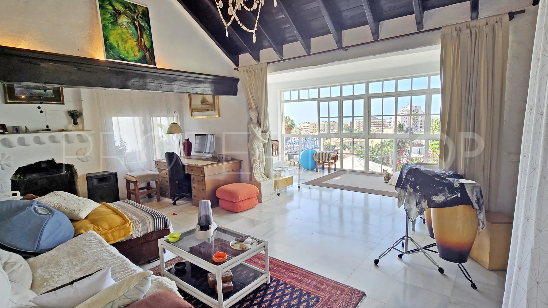 Comprar casa de 6 dormitorios en Montemar
