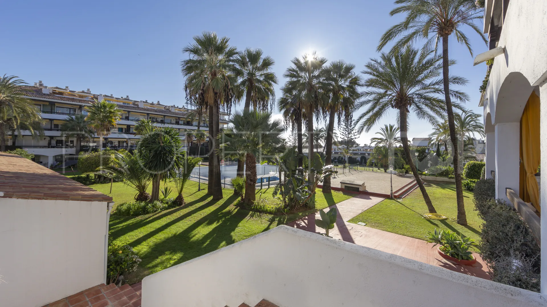 Se vende apartamento en La Carolina de 2 dormitorios